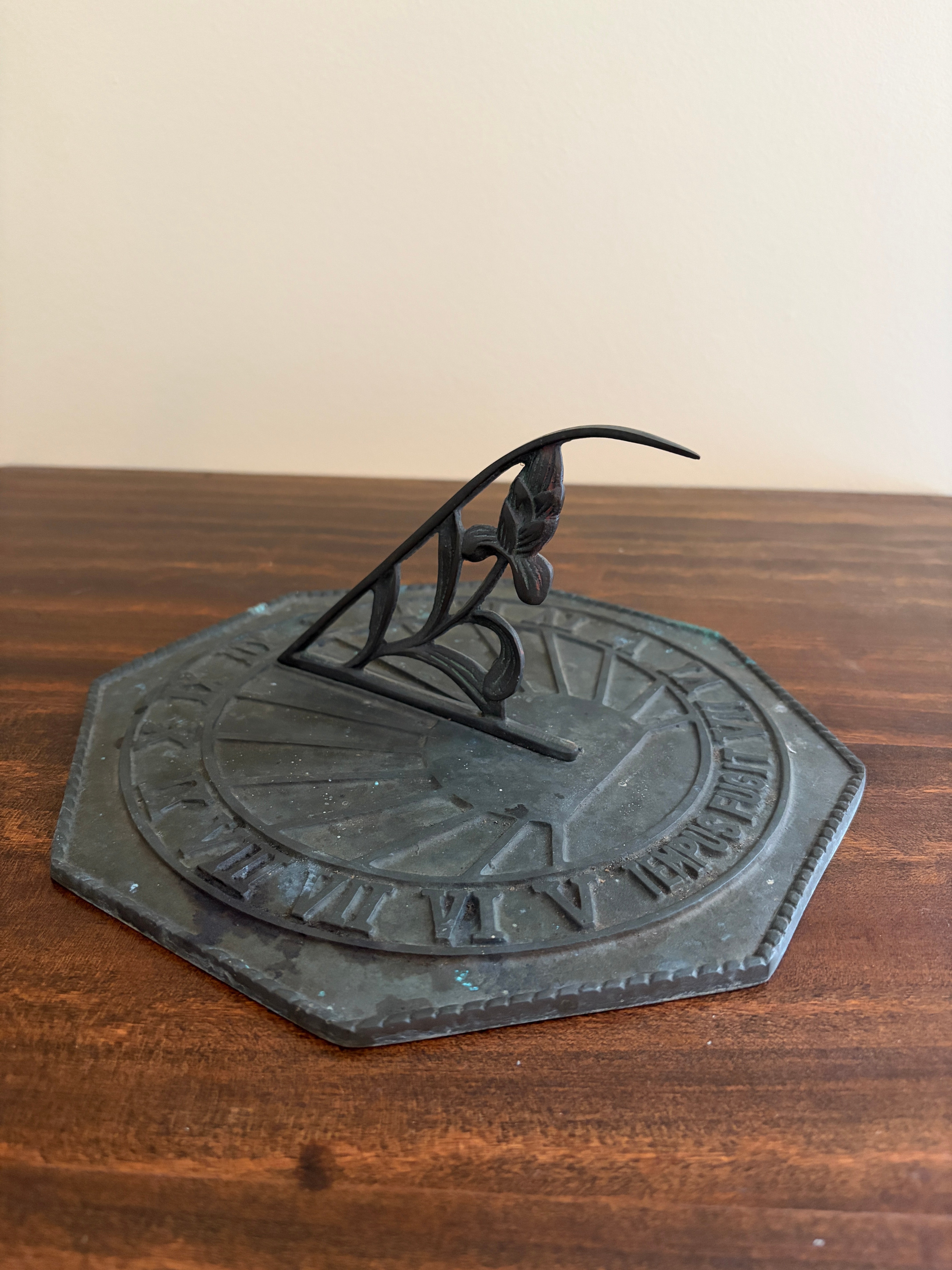 Vintage English Country Iron Garden Sundial "Tempus Fugit"