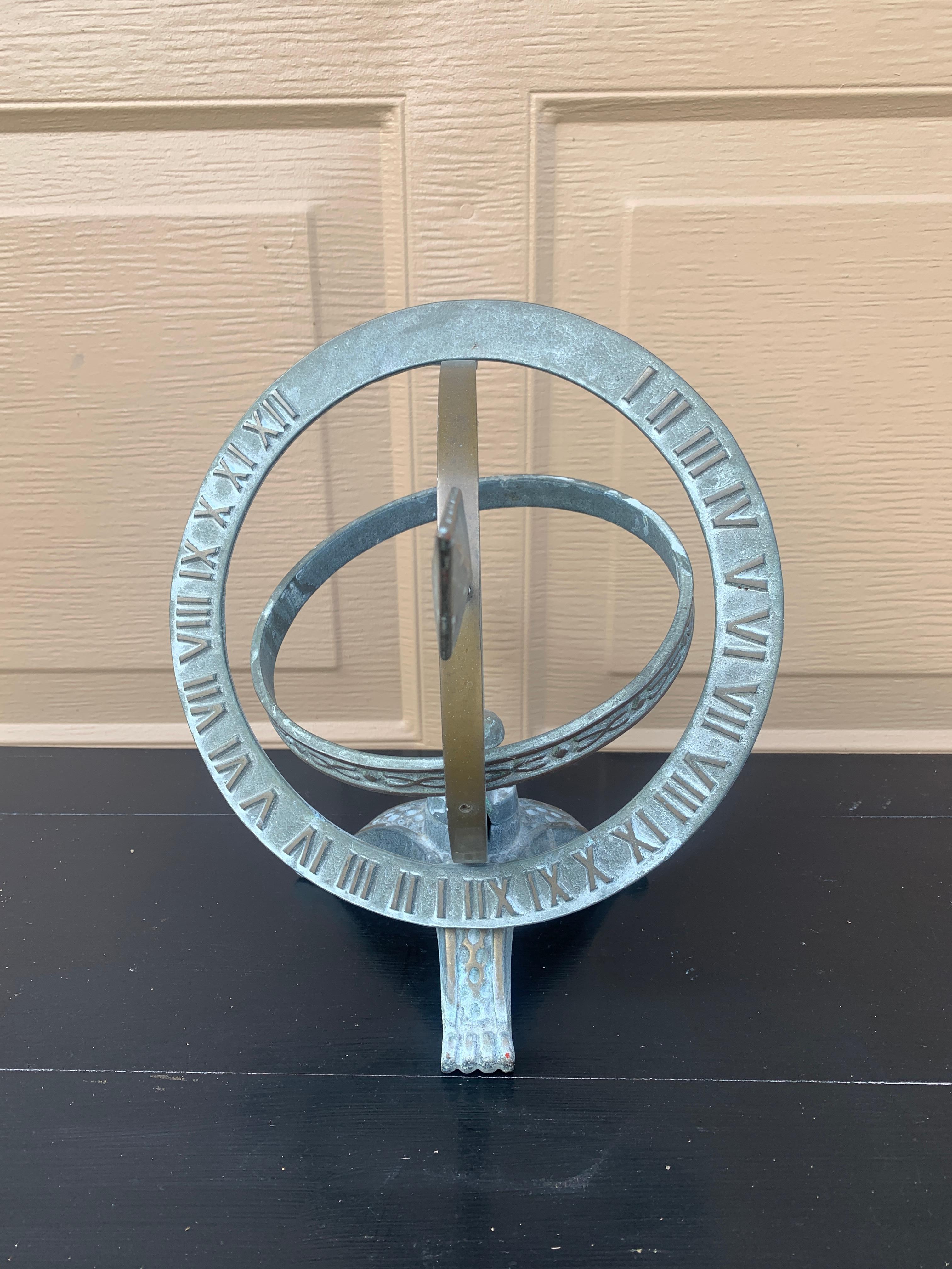 Reloj de sol armilar de jardín de hierro verdigrís inglés vintage country en venta 3