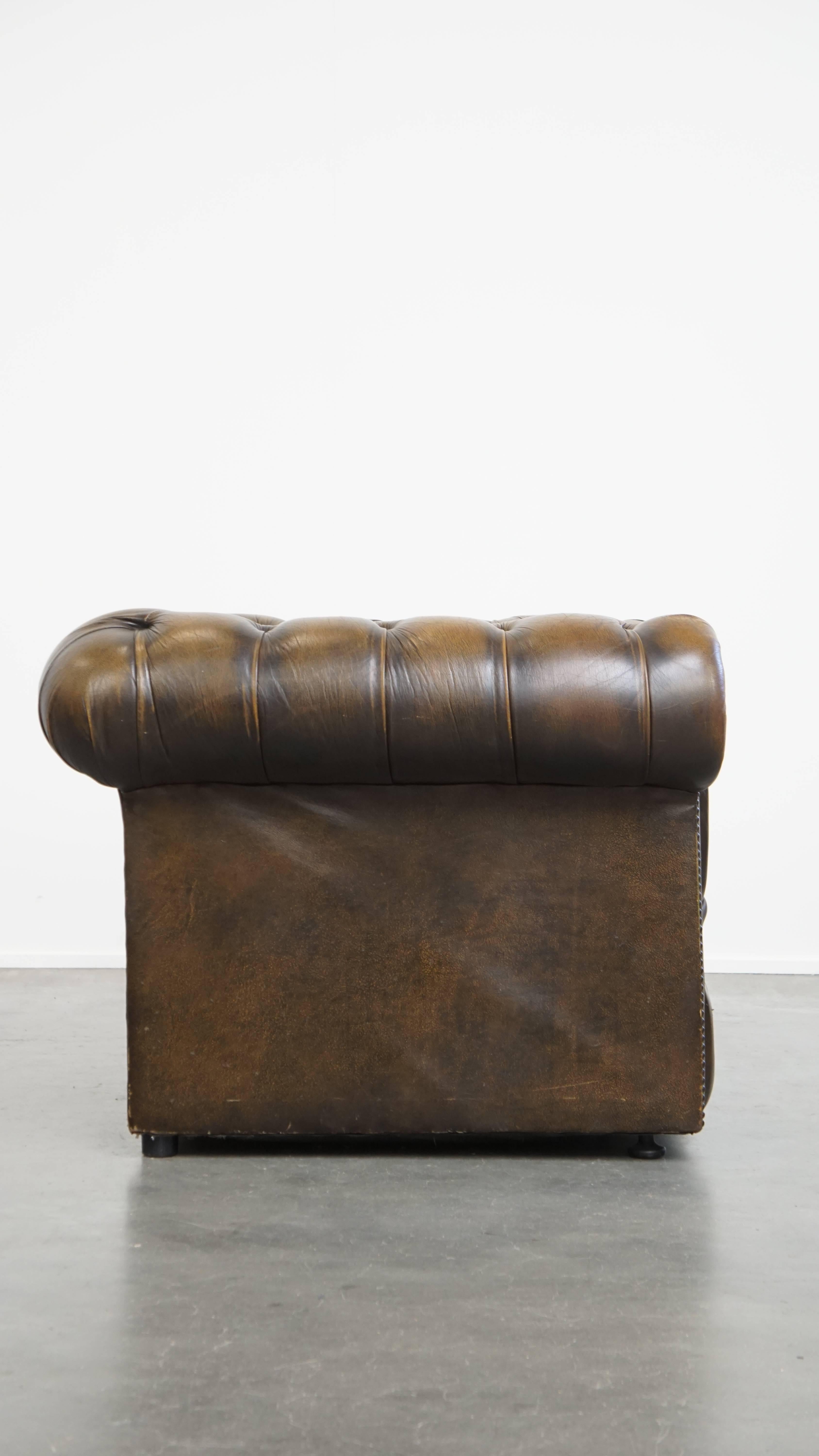 Hand-Crafted Vintage English Cowhide Leather Chesterfield Button Seat Armchair For Sale