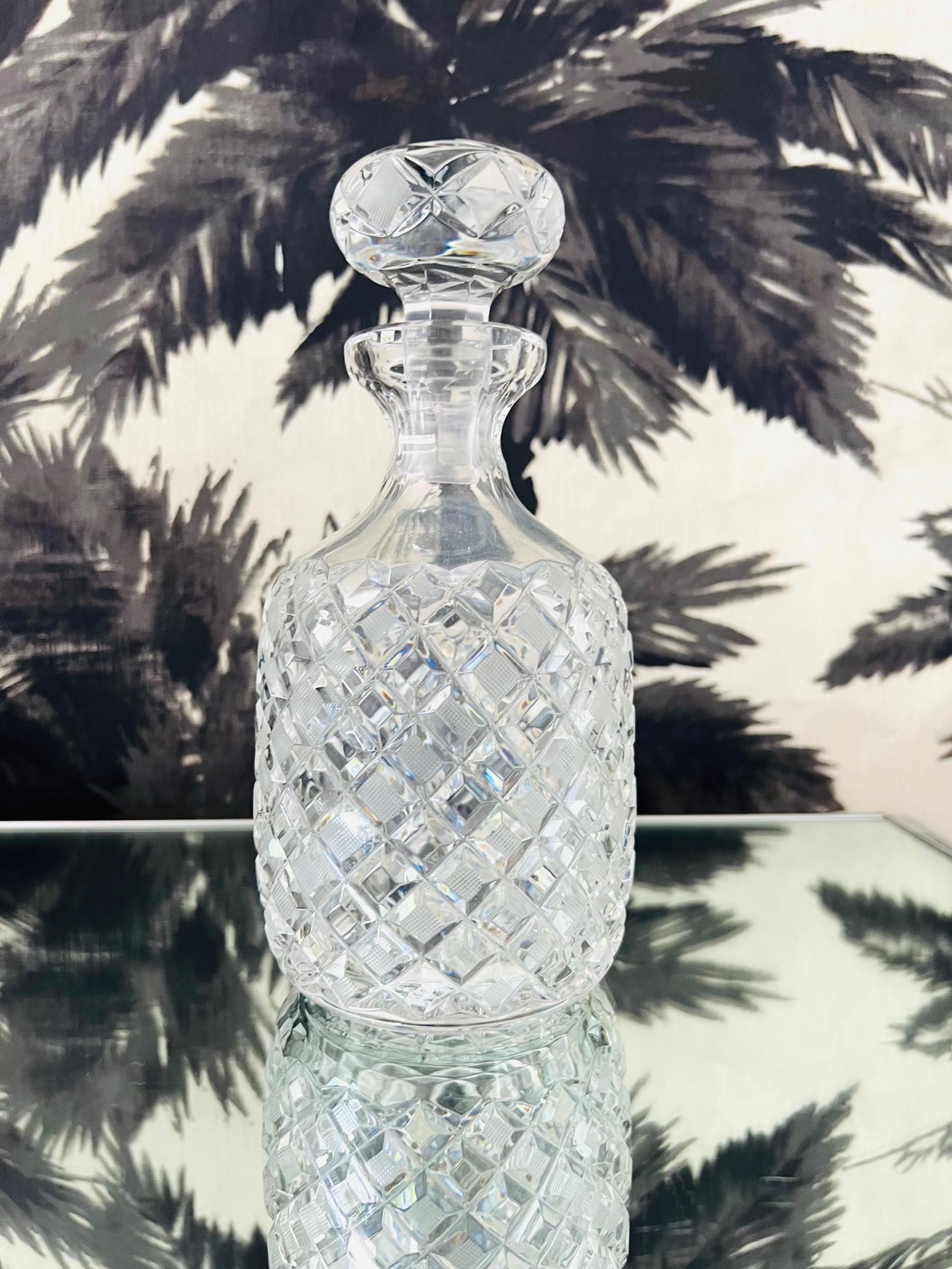 Edwardian Vintage English Crystal Decanter with Cross Hatched Diamond Pattern, circa 1980 For Sale