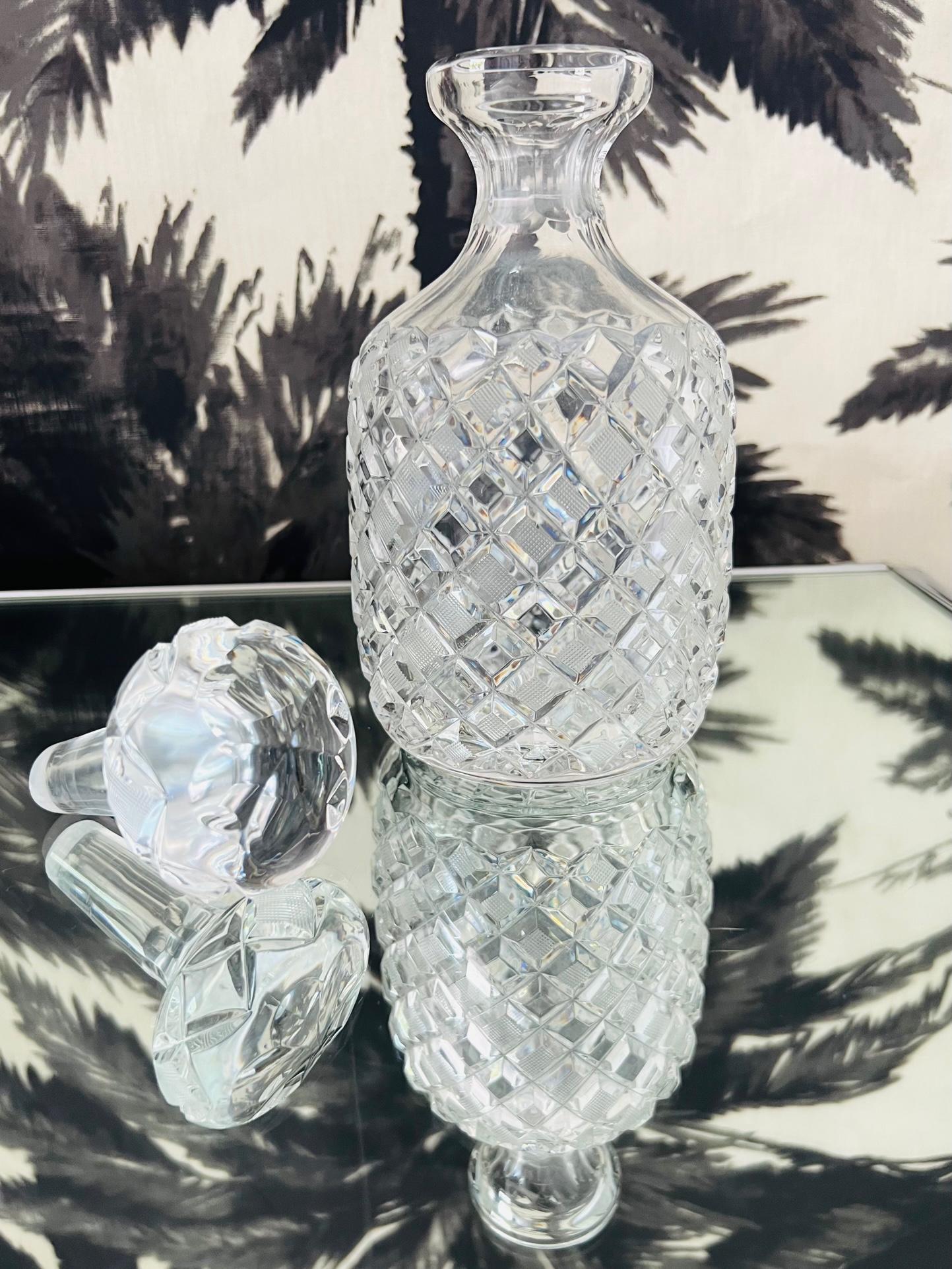 Hand-Crafted Vintage English Crystal Decanter with Cross Hatched Diamond Pattern, circa 1980 For Sale