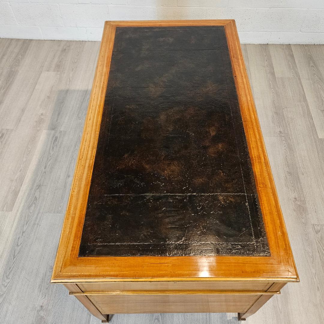 Vintage English Desk Leather Top For Sale 2