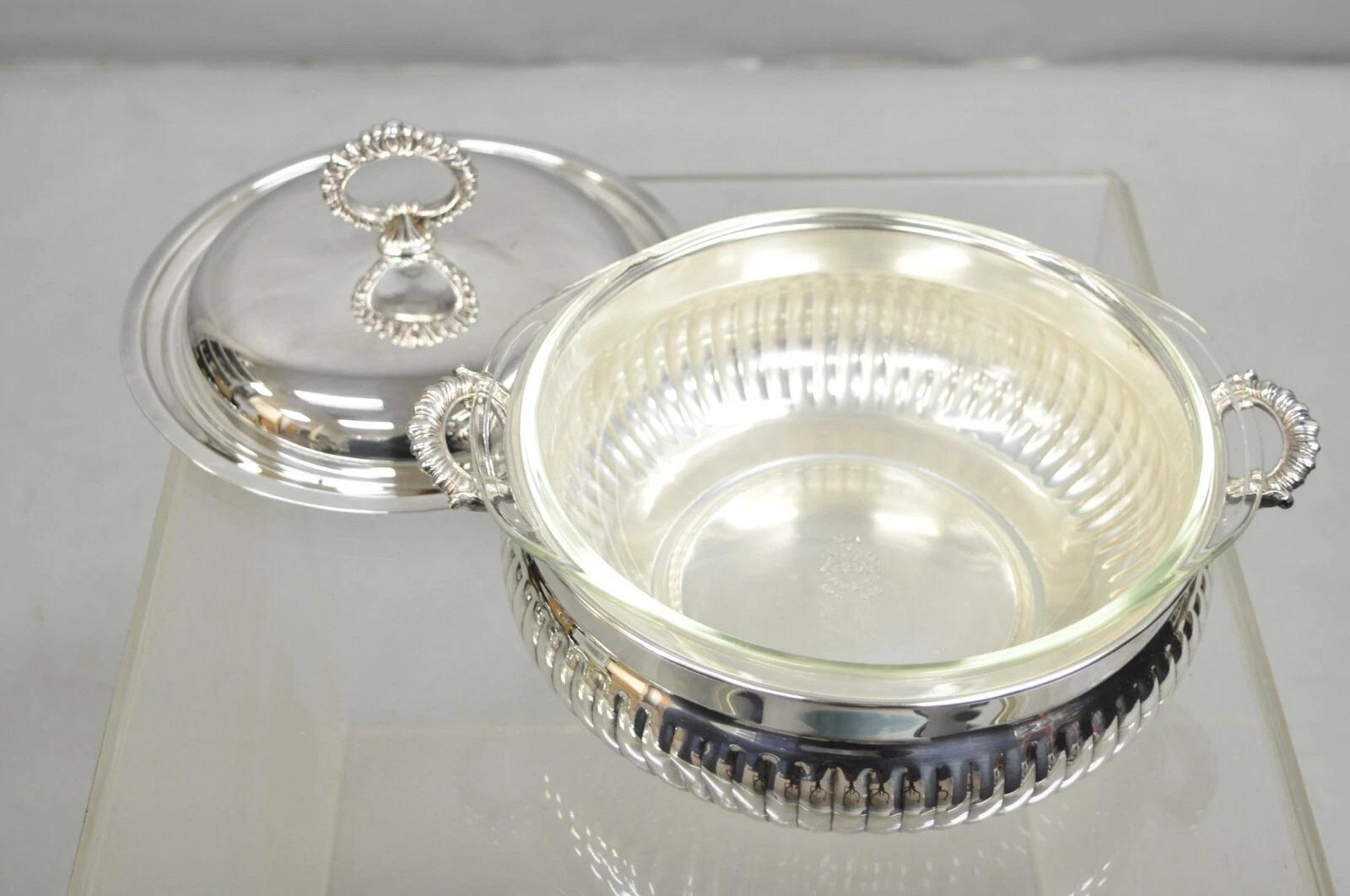 Inconnu Vintage English Edwardian Silver Plated Covered Serving Dish By W&S Blackinton en vente