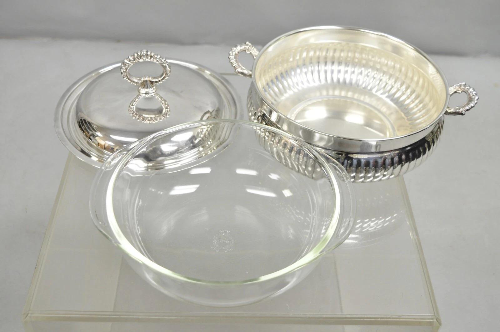 Vintage English Edwardian Silver Plated Covered Serving Dish By W&S Blackinton Bon état - En vente à Philadelphia, PA