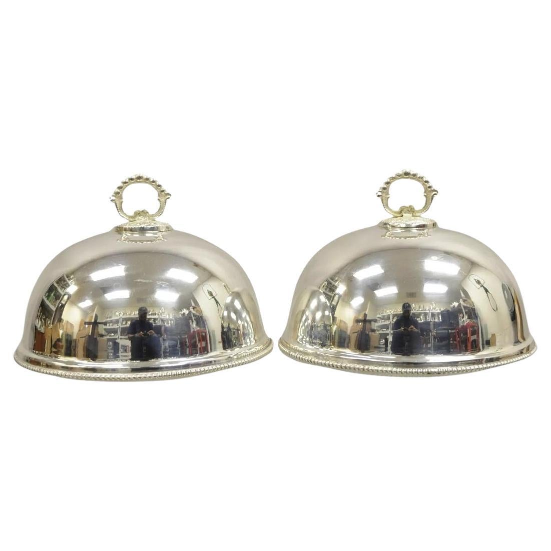 Pareja de fuentes redondas de 10" chapadas en plata de estilo eduardiano inglés vintage