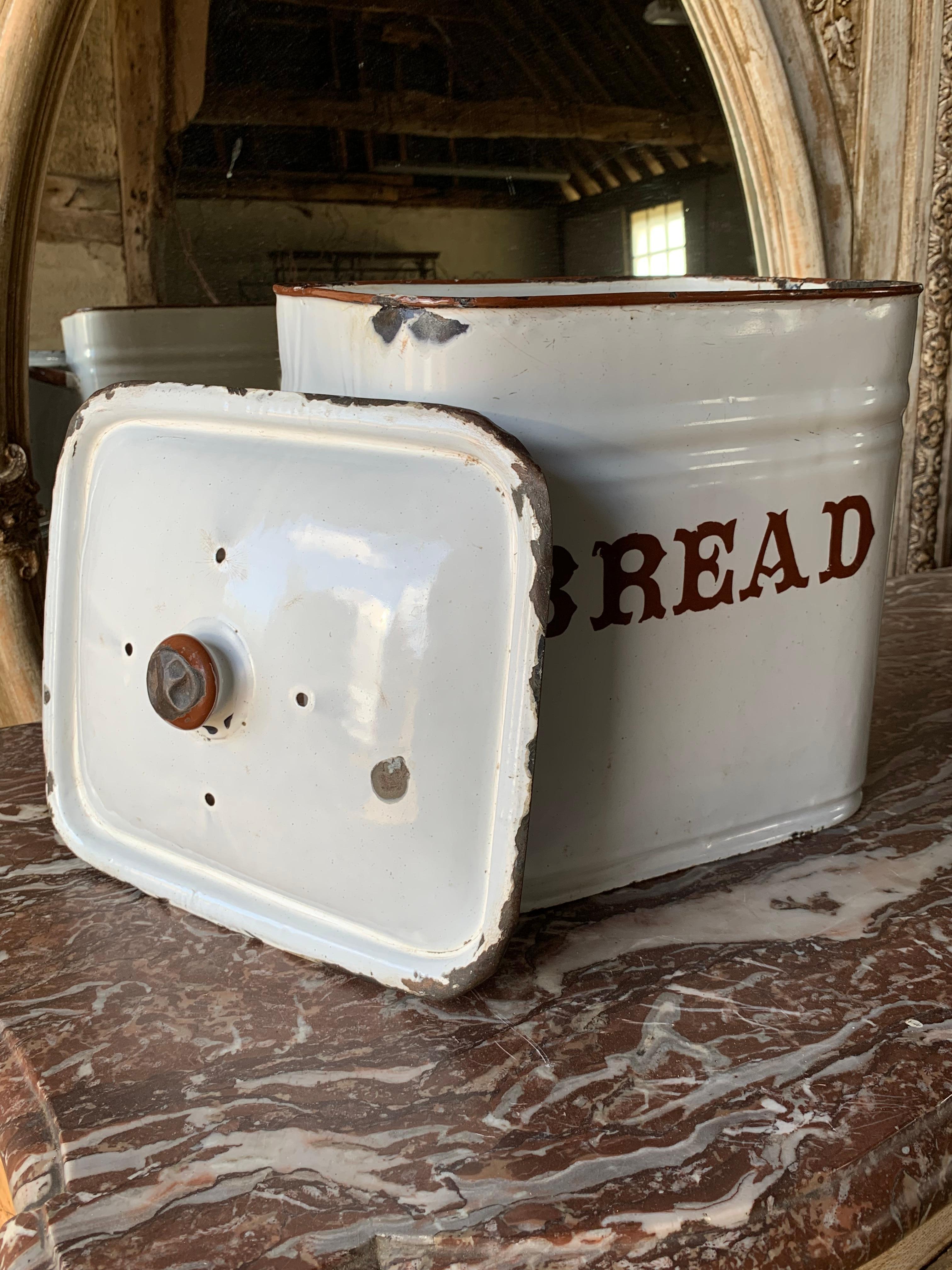 Fait main Boîte à pain anglaise vintage en émail