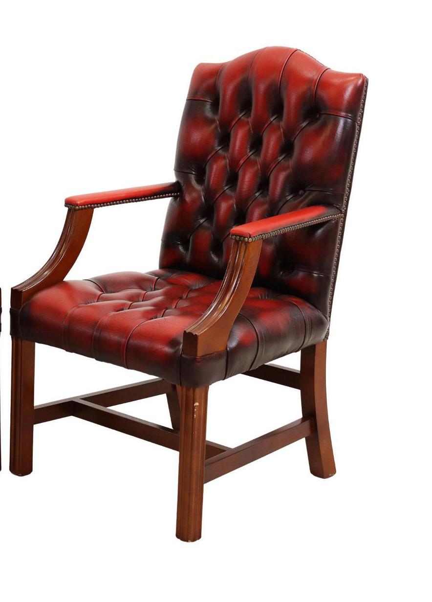 British Vintage English Gainsborough Style Leather Armchairs, a Pair For Sale