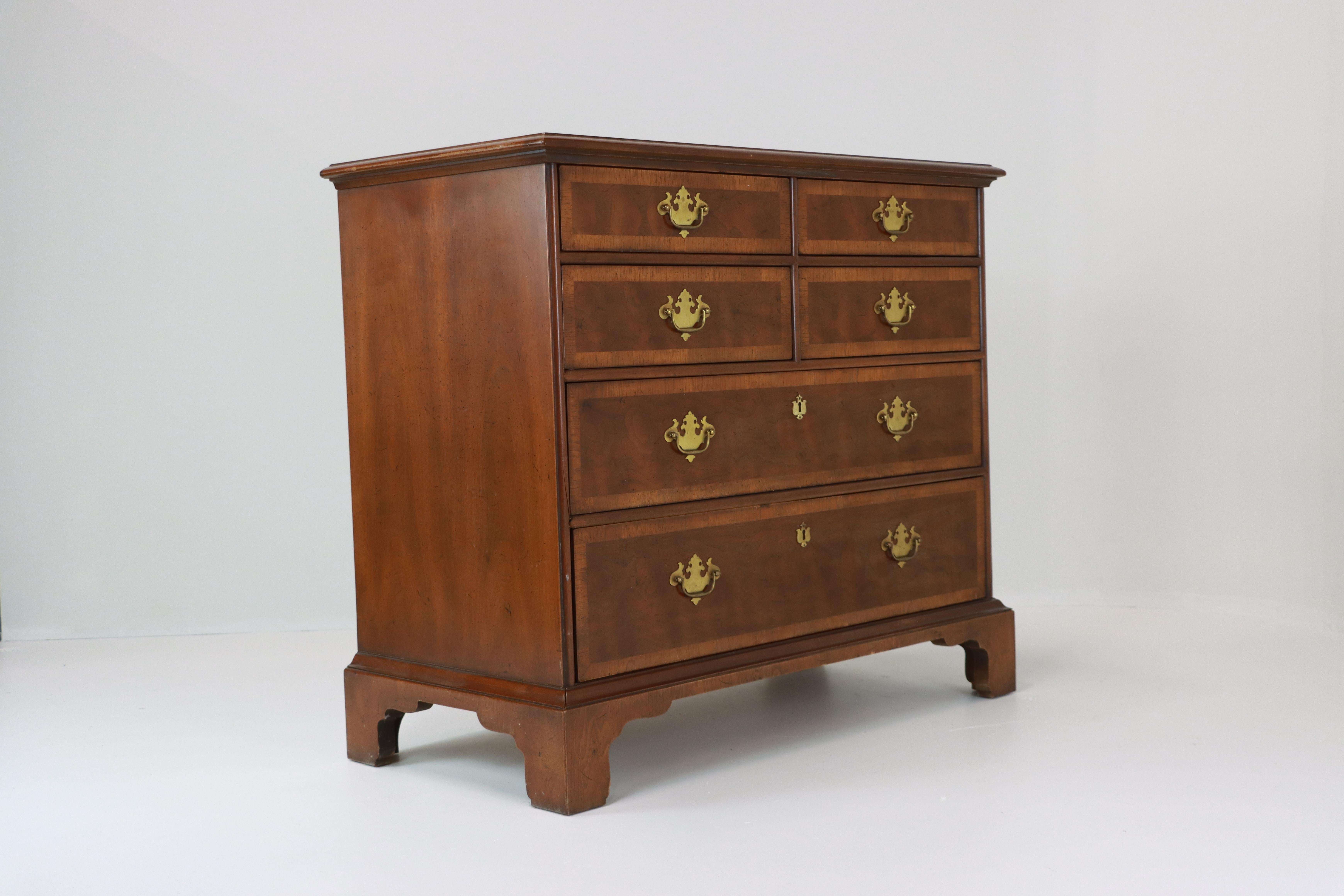 British Vintage English George III Style Chest of Drawers For Sale