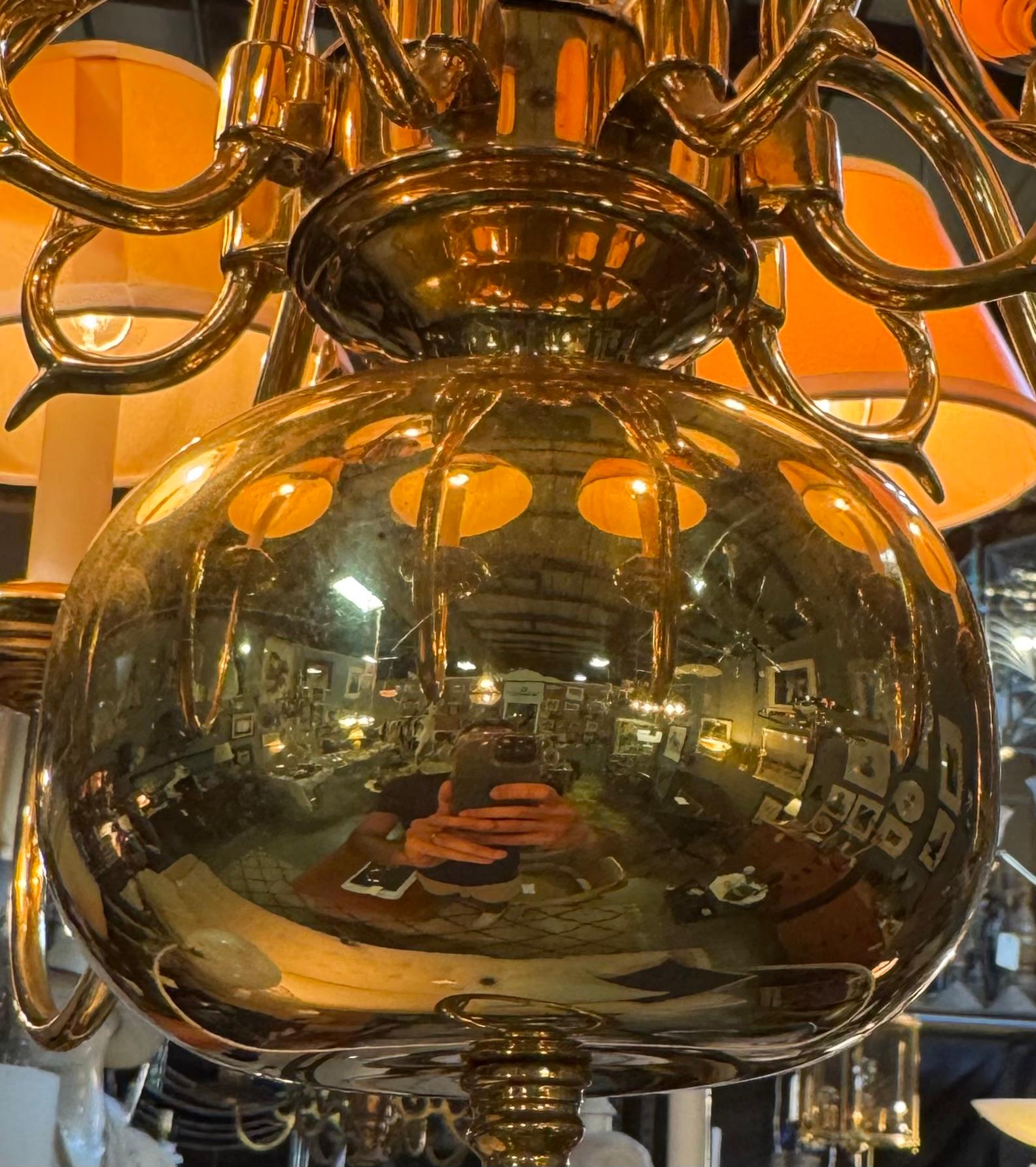 Fine XX secolo Lampadario a 12 bracci in stile georgiano inglese vintage in vendita