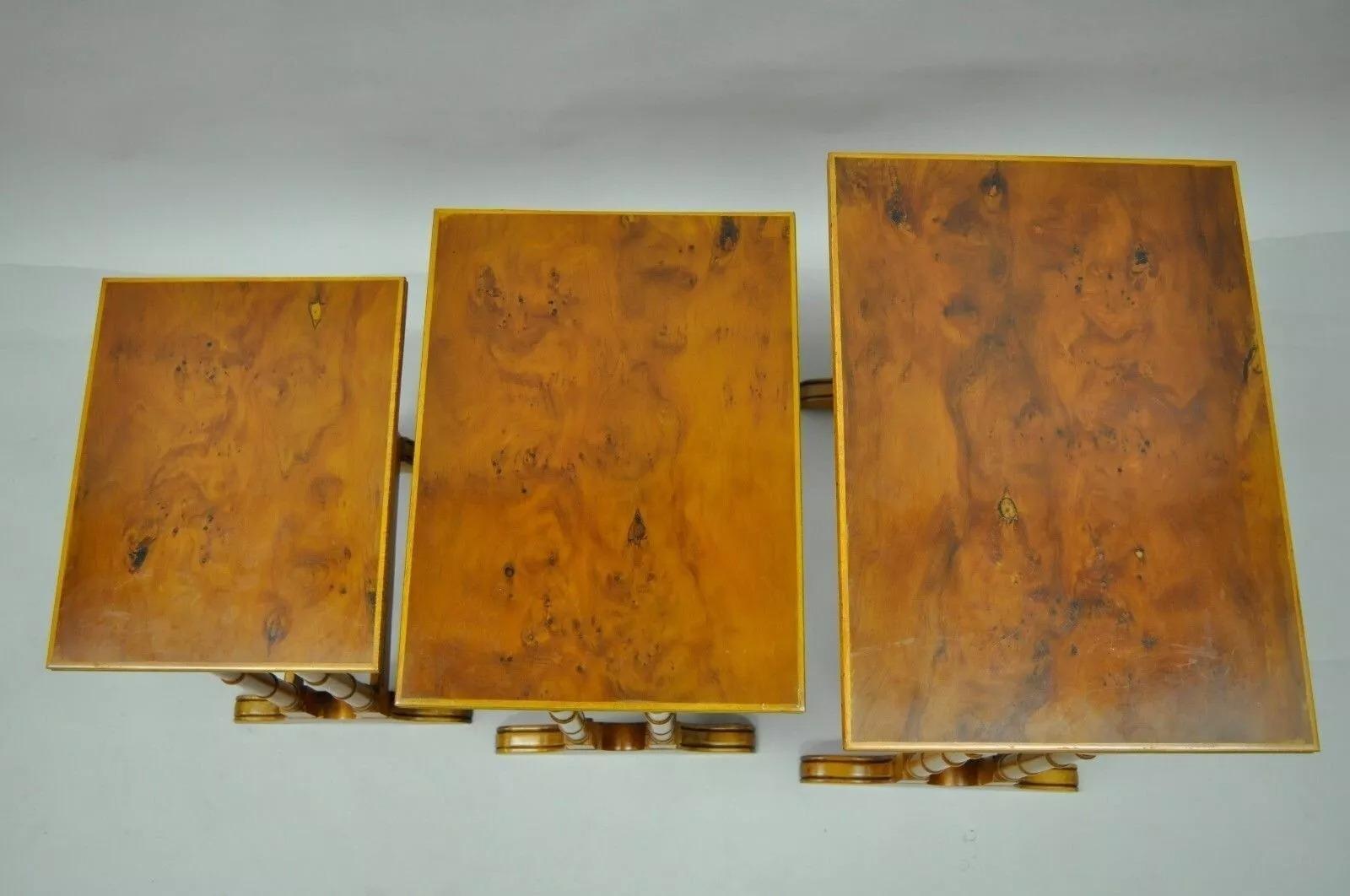 Englische Beistelltische aus Eibenholz im georgianischen Vintage-Stil aus Kunstbambus in Eibenholz, 3er-Set (Unbekannt) im Angebot