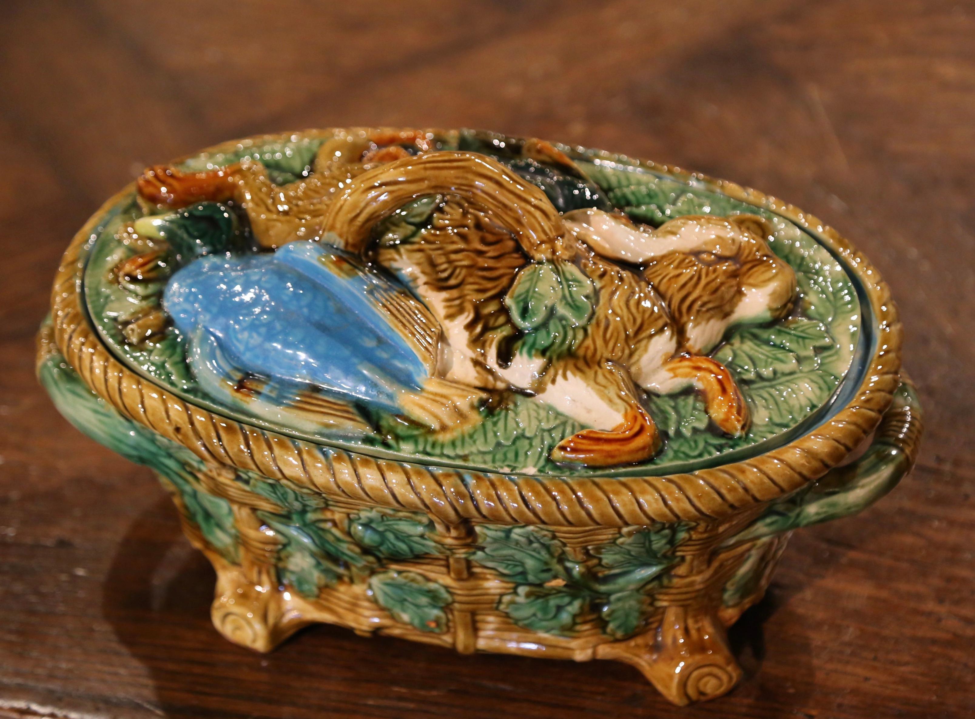 Vintage English Hand-Painted Minton Style Majolica Game Pie Tureen with Lid In Excellent Condition In Dallas, TX