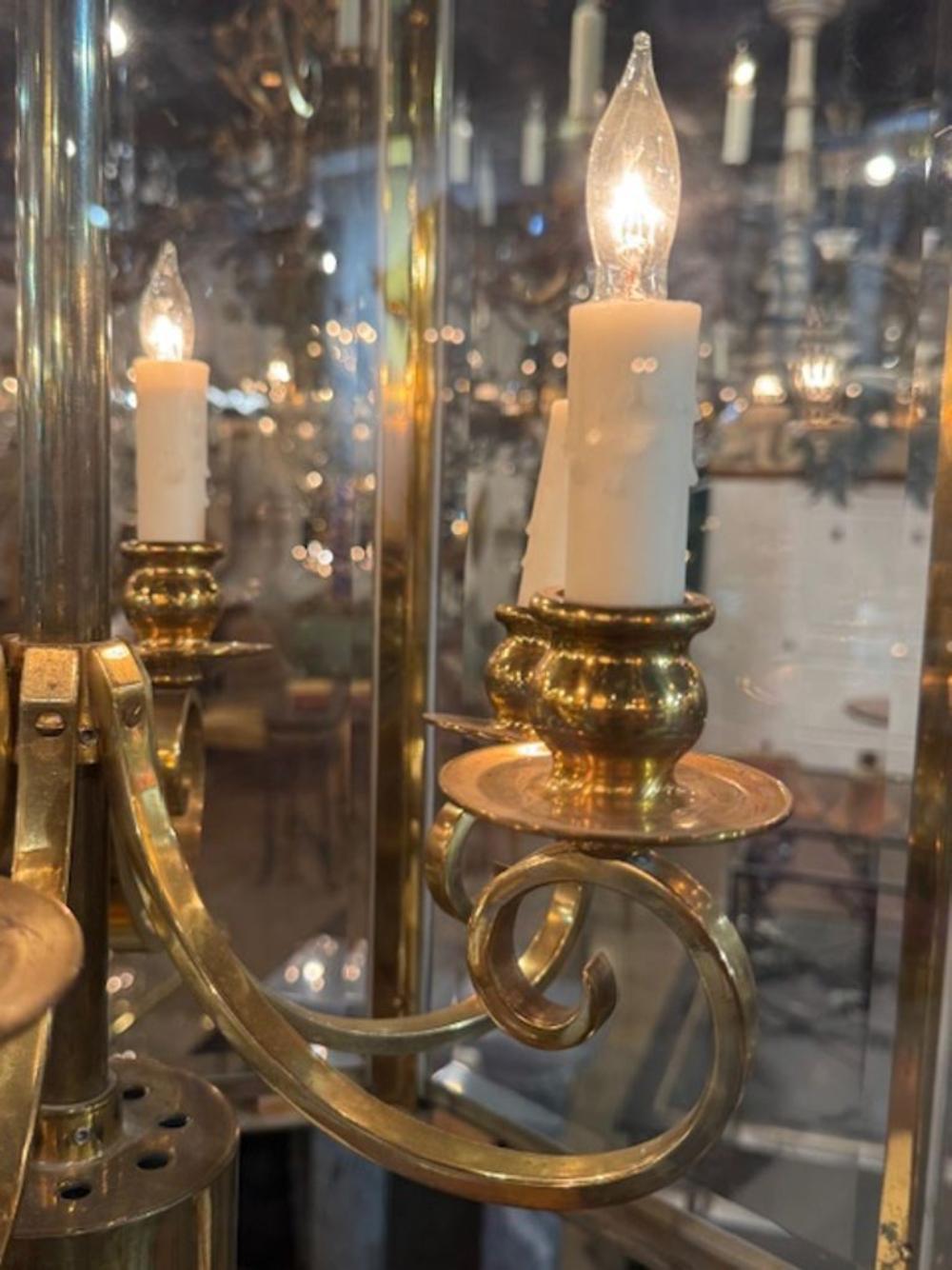 Vintage English Large Scale vergoldetem Messing Laterne im Zustand „Gut“ im Angebot in Dallas, TX