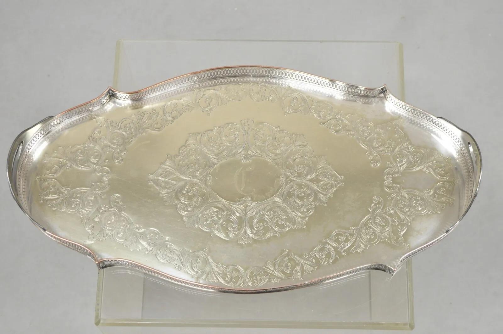 Vintage English LBS Co 982 Silver Plated Scalloped Oval Pierced Gallery Tray In Good Condition For Sale In Philadelphia, PA