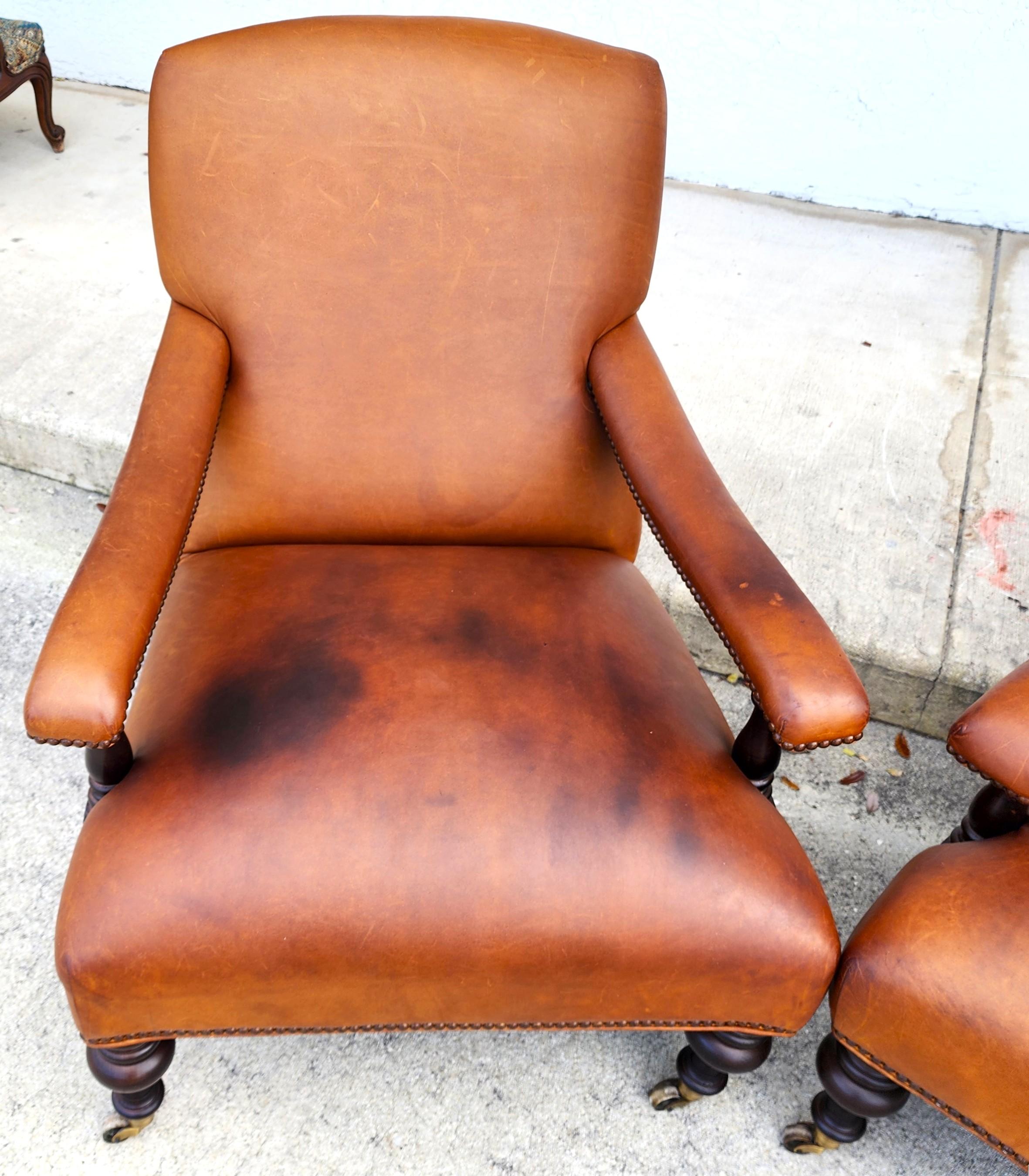 Pareja de sillones de biblioteca ingleses vintage de cuero de Lee Industries en Bueno estado para la venta en Lake Worth, FL