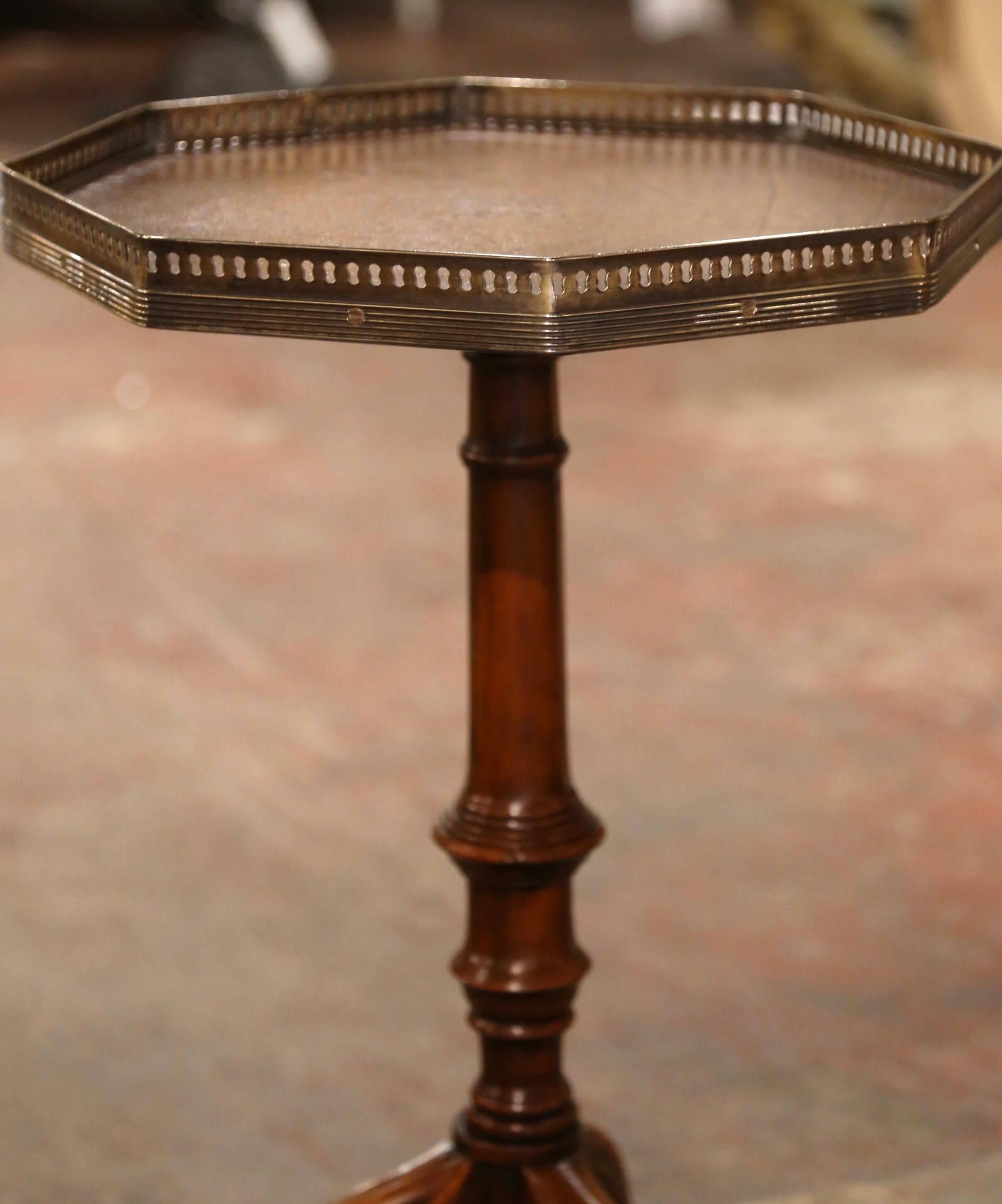 20th Century Vintage English Leather Top Walnut and Brass Octagonal Martini Side Table  For Sale