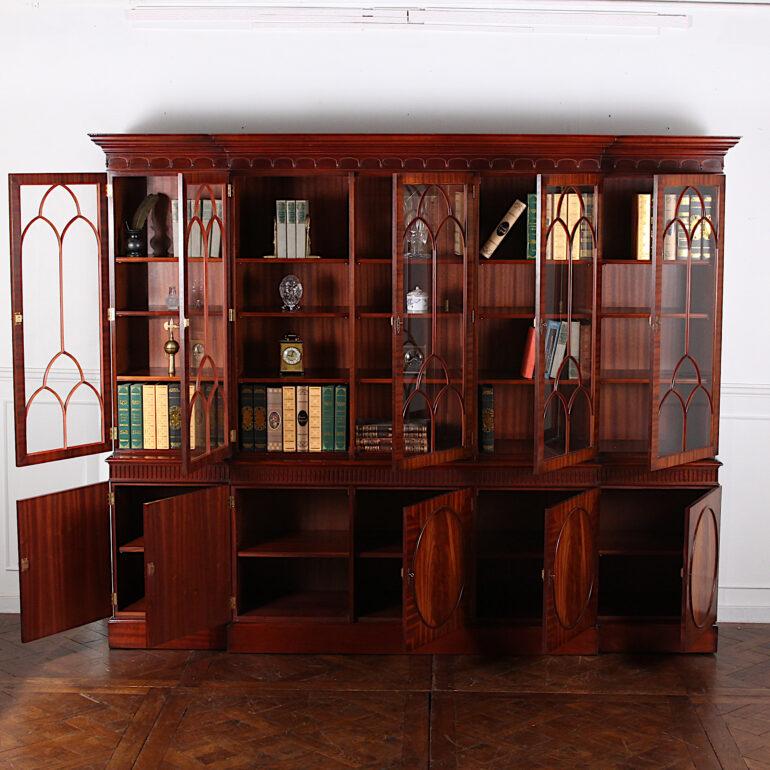 20th Century Vintage English Mahogany Georgian-Revival Breakfront Bookcase