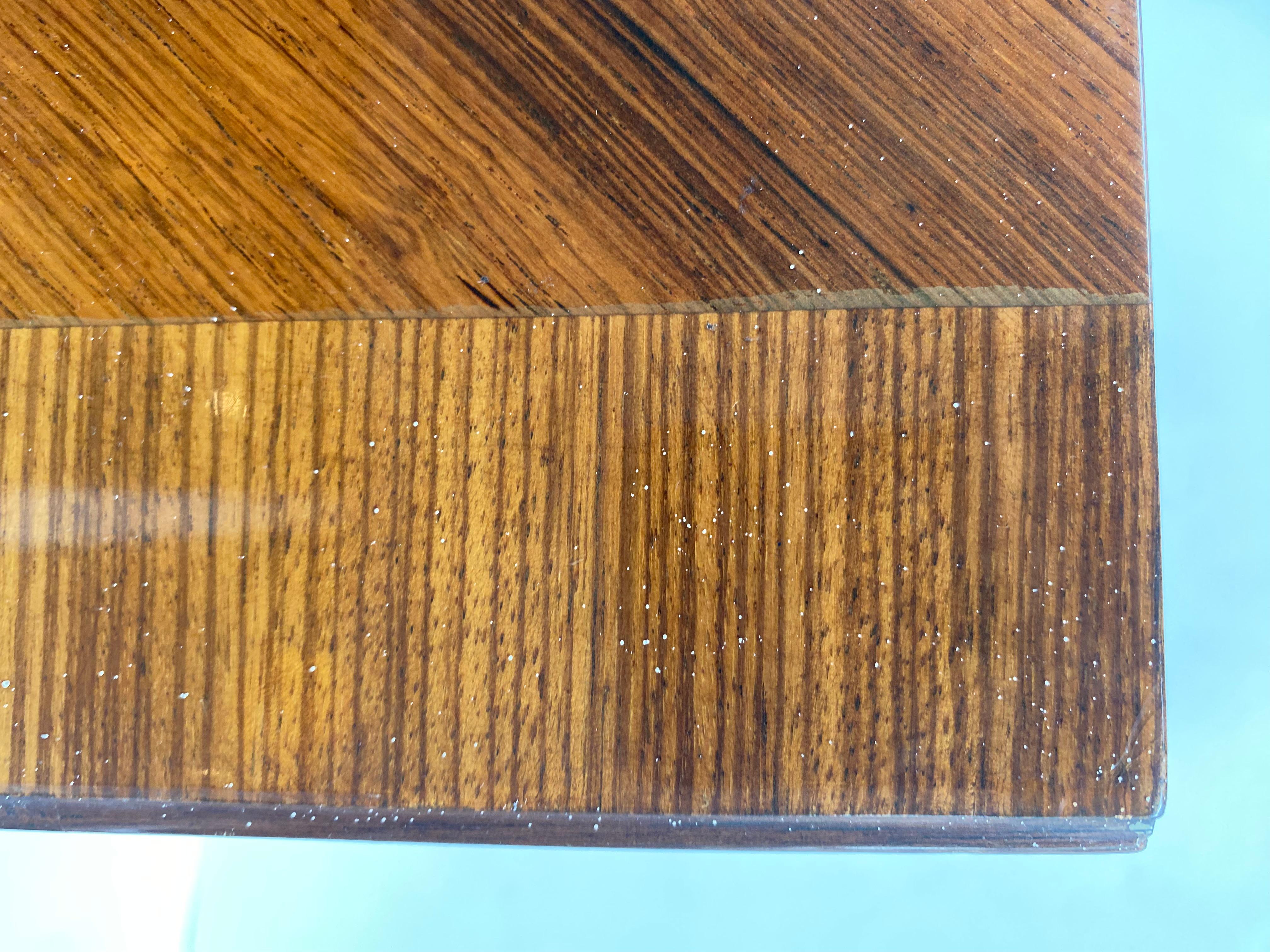 Vintage English Marquetry Inlay Console with Book-matched Veneer For Sale 1