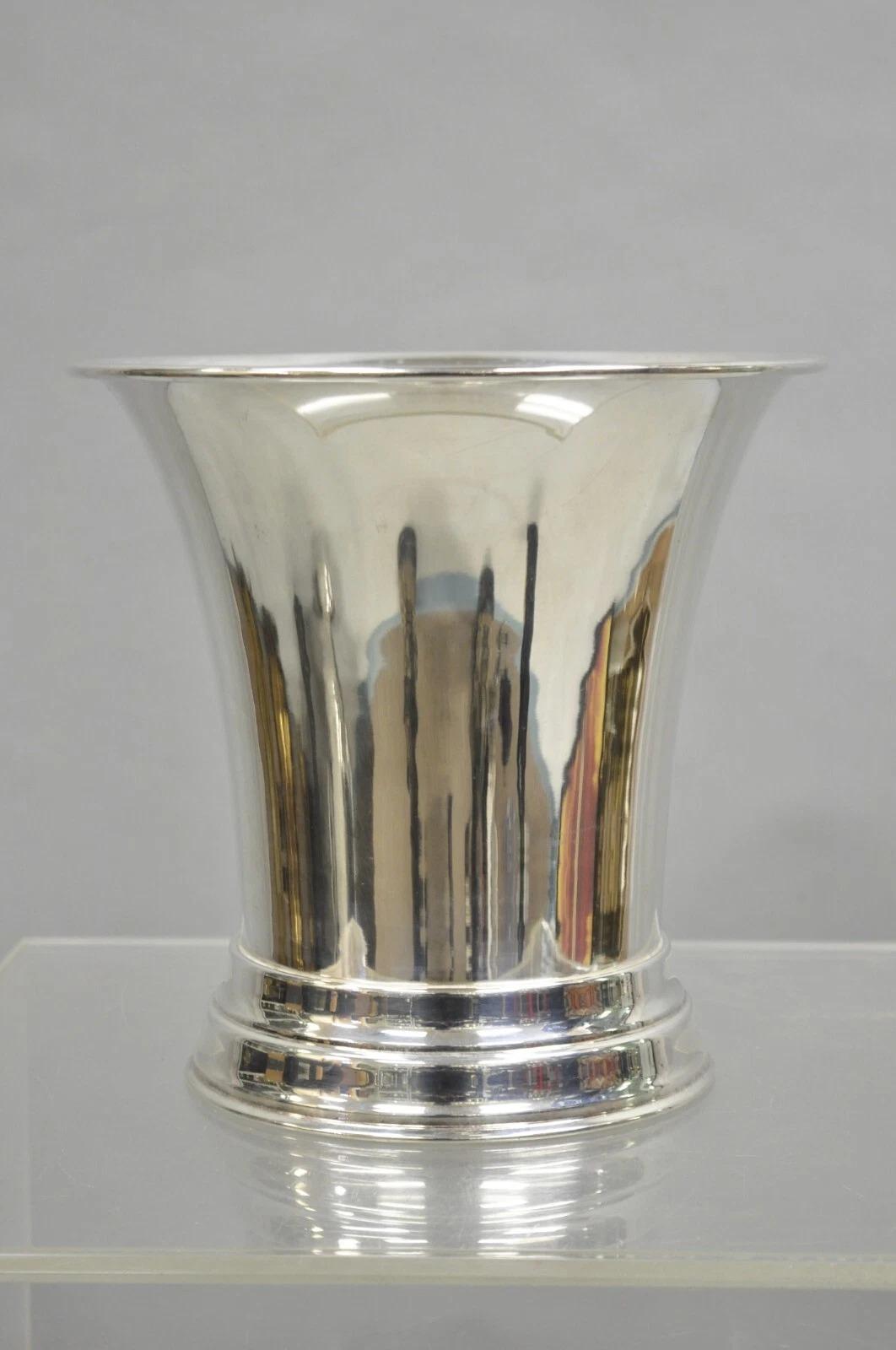 Vintage English Modernist Fluted Trumpet Champagne Wine Chiller Ice Bucket For Sale 4