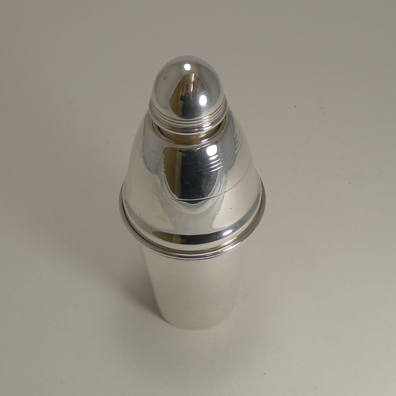 A wonderful novelty Art Deco cocktail shaker in the form of a bomb, dating to circa 1930.

Made from English silver plate (EPNS - Electro-Plated Nickel Silver) and fully marked on the underside Yeoman Plate and 