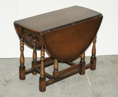 VINTAGE ENGLISH OAK CIRCA 1950'S GATELEG EXTENDING DiNING ROOM TABLE 2-4 PEOPLE