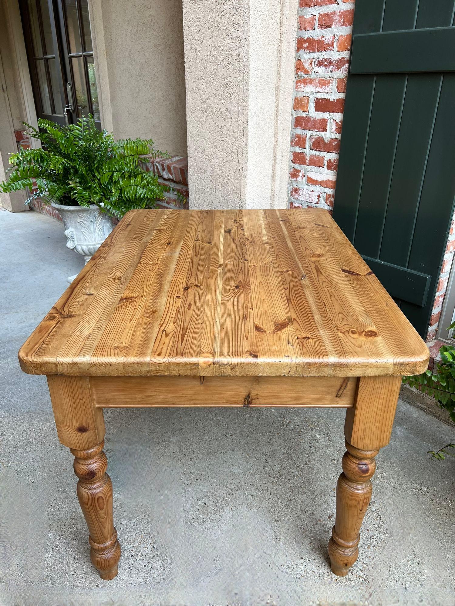 Mid-20th Century Vintage English Pine Farm Table Kitchen Island Sofa Table Farmhouse Country For Sale