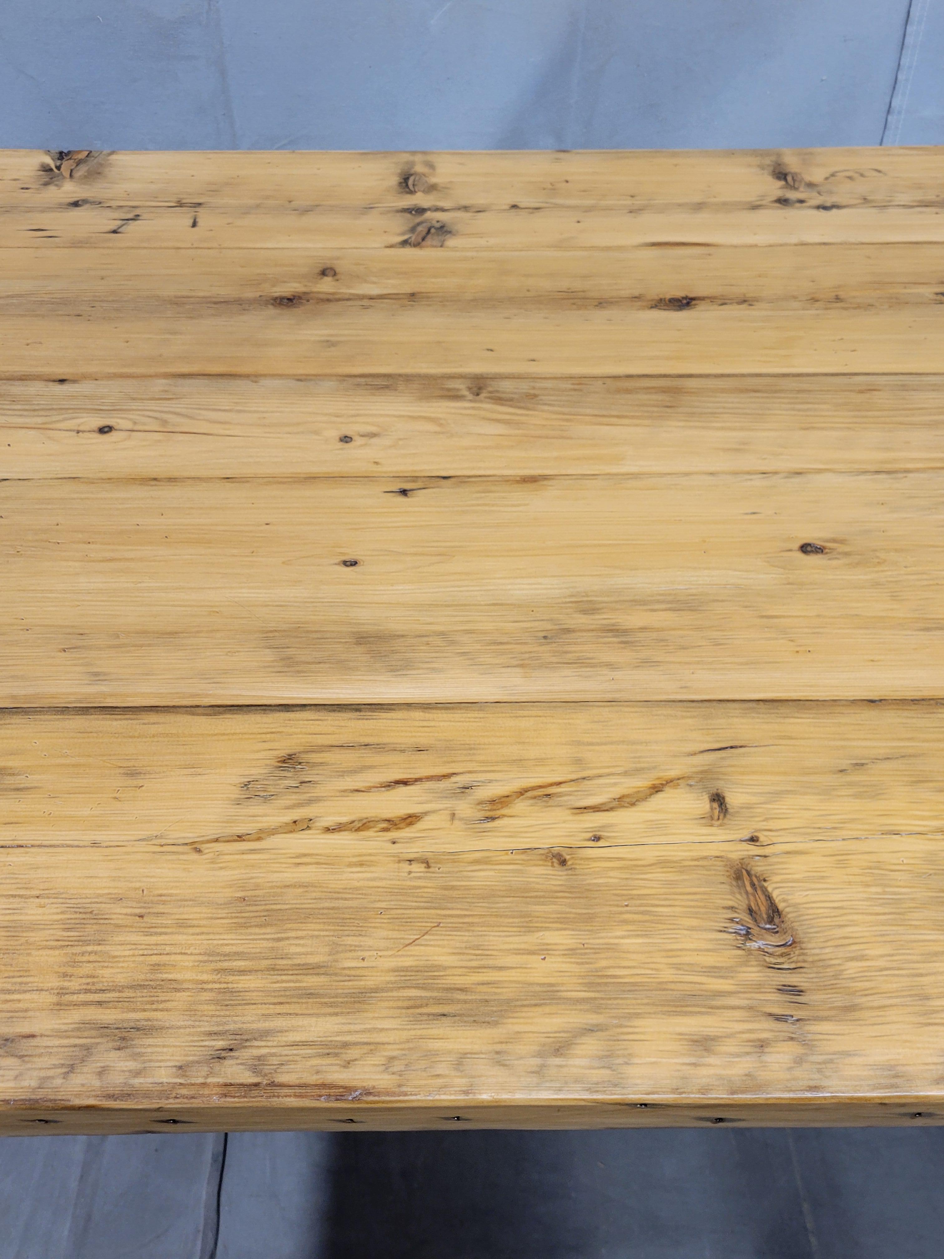 20th Century Vintage English Pine Rustic Farmhouse Table For Sale