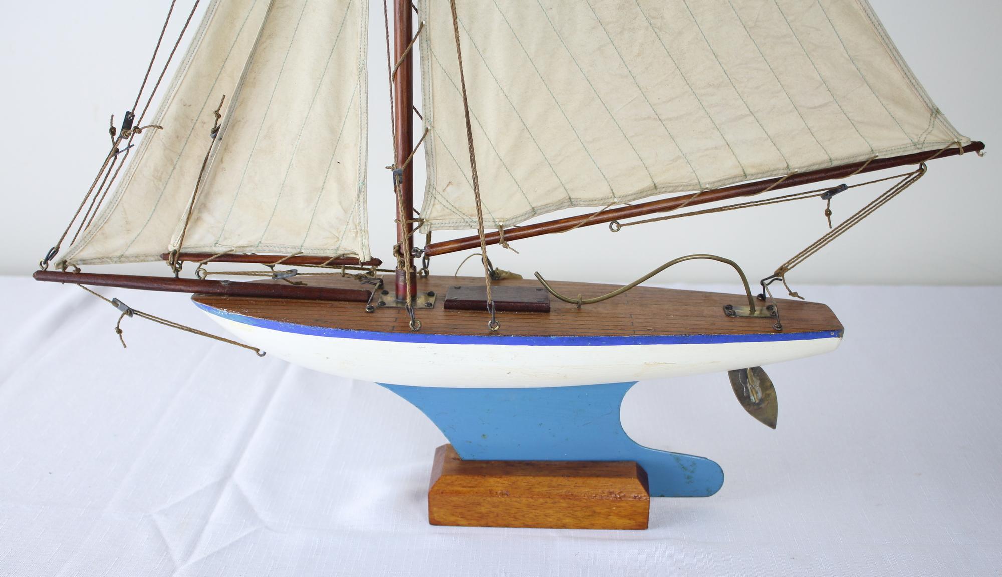 20th Century Vintage English Pond Yacht