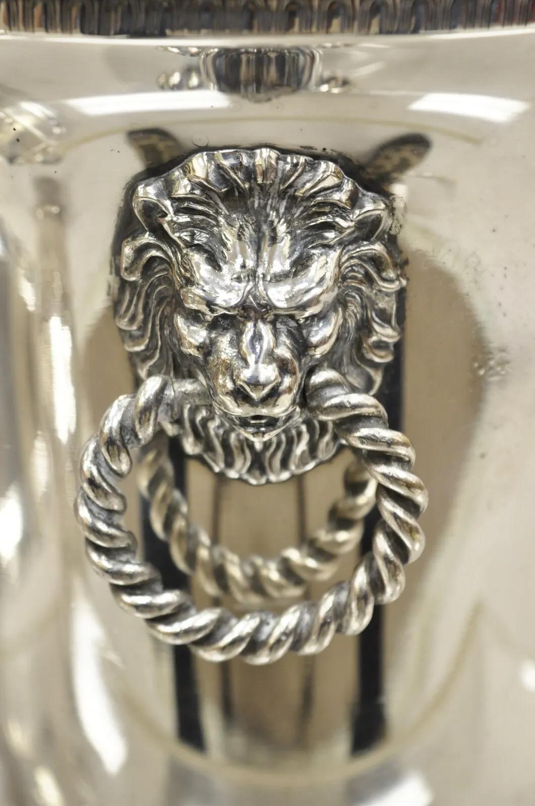 Plaqué argent Seau à glace à champagne et à tête de lion de style Régence anglaise, prix Skeet 1971 en vente