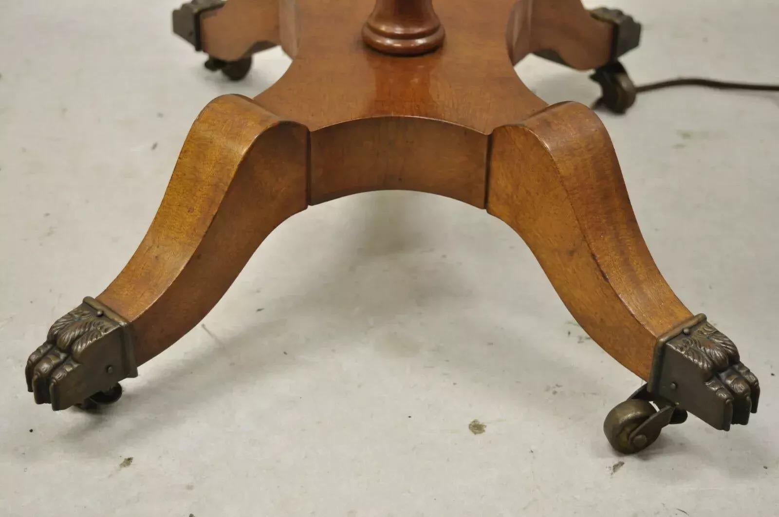 Englische Mahagoni-Stehlampe im Regency-Stil mit geschnitzter Harfe-Galerie, Vintage im Angebot 4