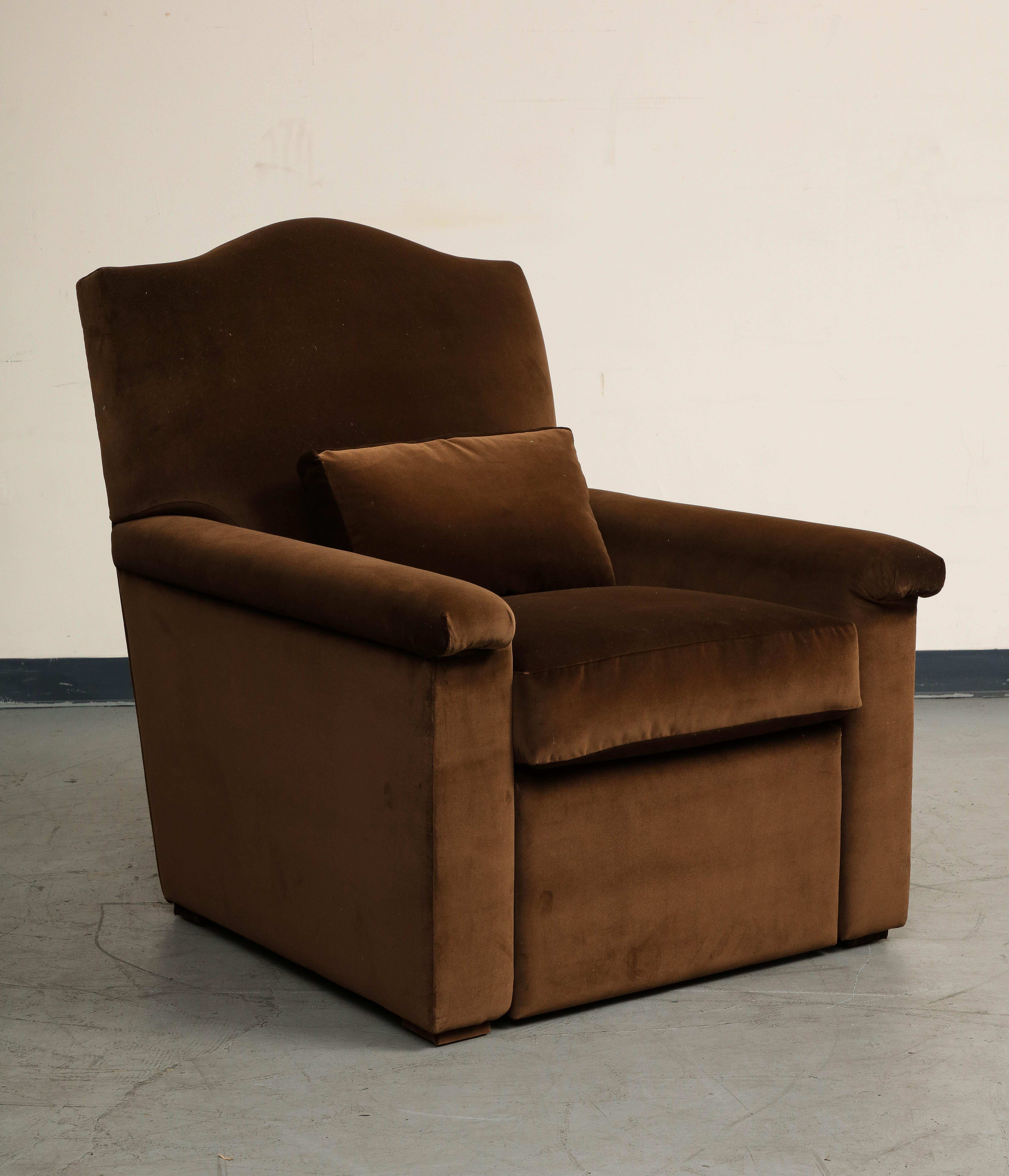 Vintage English Regency Style Recliner Newly Upholstered in Chocolate Velvet In Good Condition In Chicago, IL