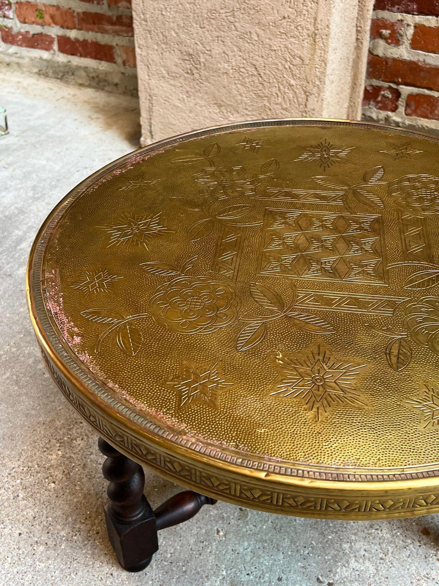 20th Century Vintage English Round Brass Coffee Tea Wine Table Folding W Barley Twist Base