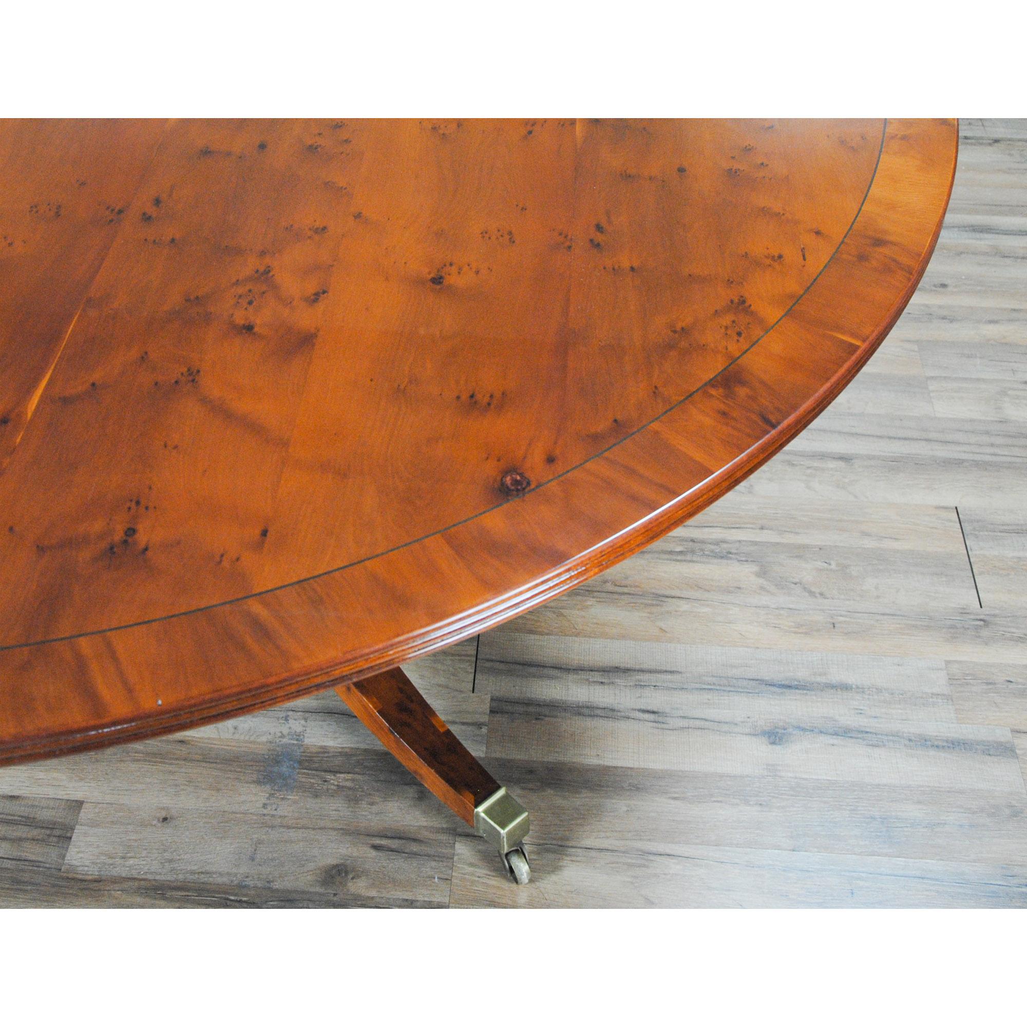 Vintage English Round to Oval Dining Table For Sale 1