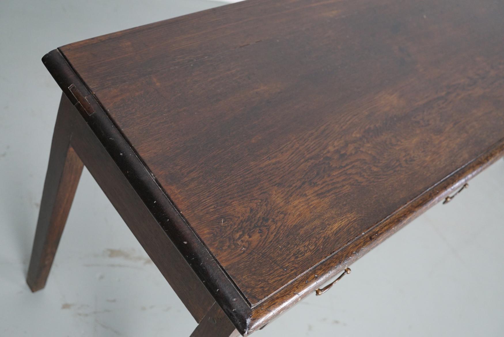 Vintage English Rustic Farmhouse Oak Side Table, 1950s For Sale 10