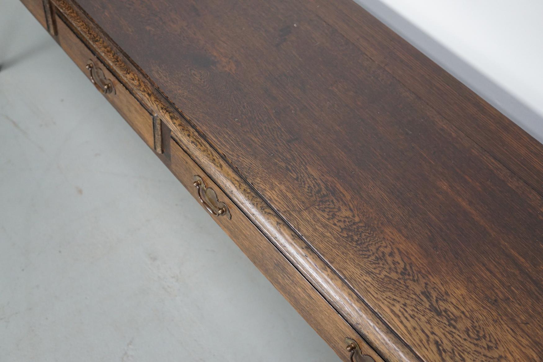 Vintage English Rustic Farmhouse Oak Side Table, 1950s For Sale 1