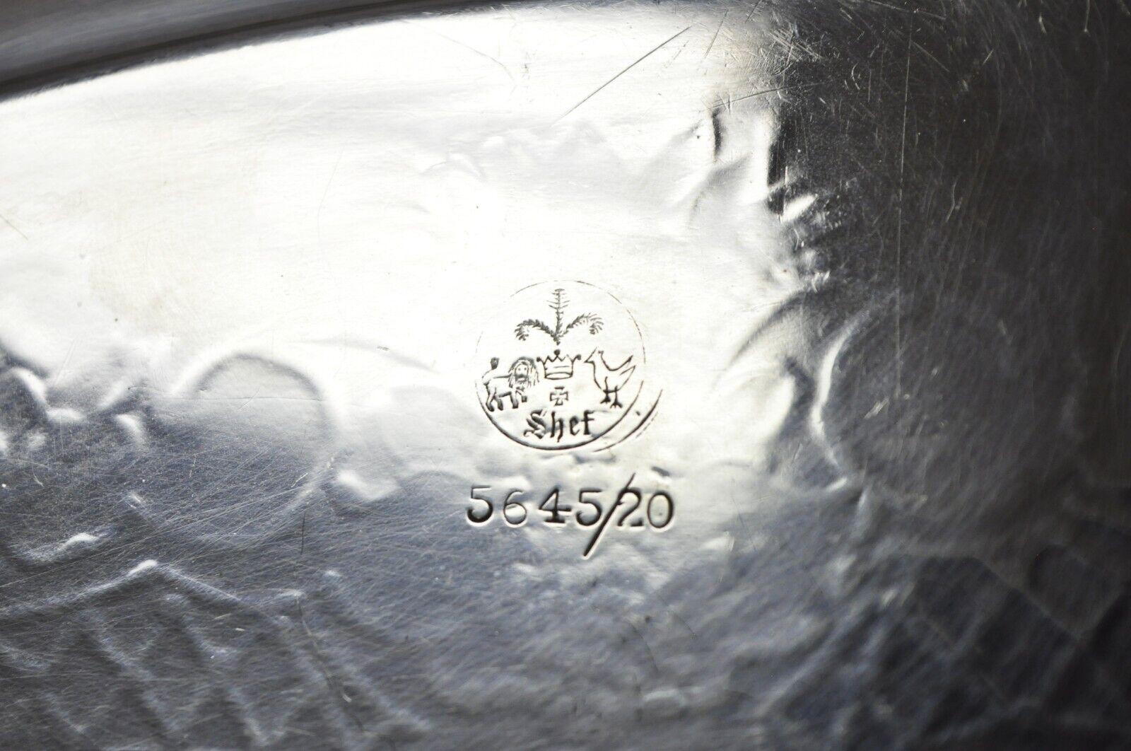 Vintage English Sheffield Silver Plated Oval Maple Leaf Serving Platter Tray For Sale 2