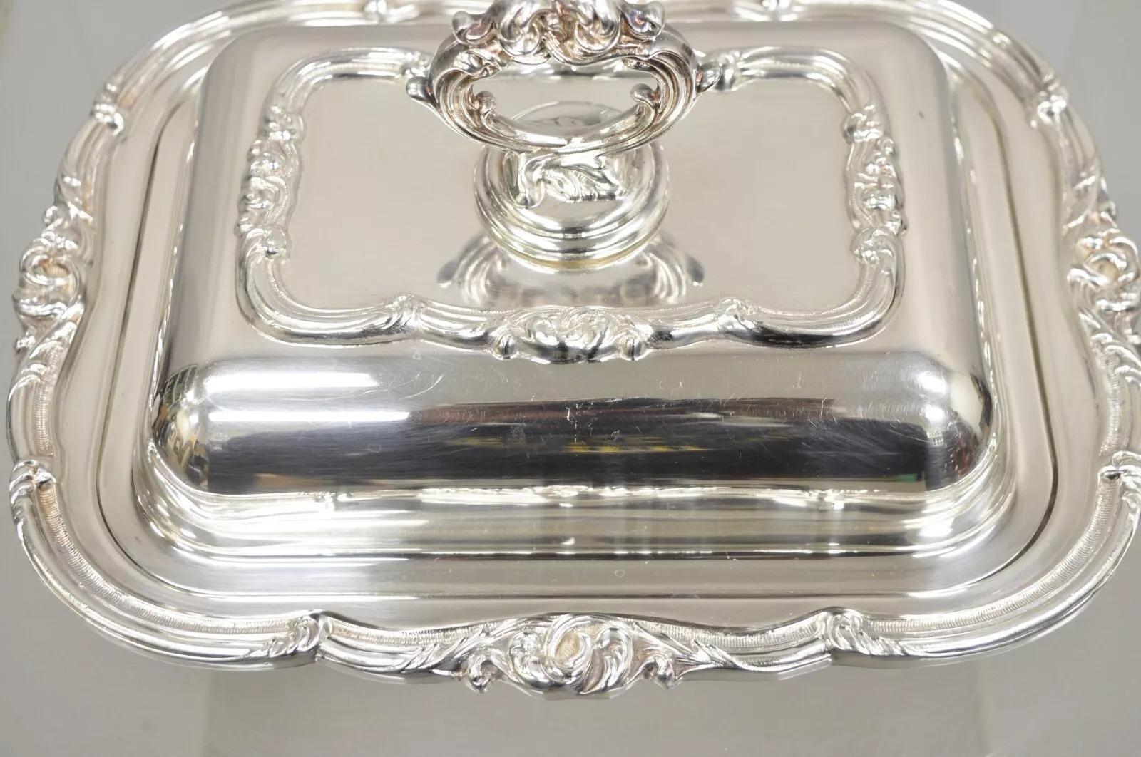 Vintage English Silver Mfg Co Plato para servir doble con cubierta plateada Victoriano en venta