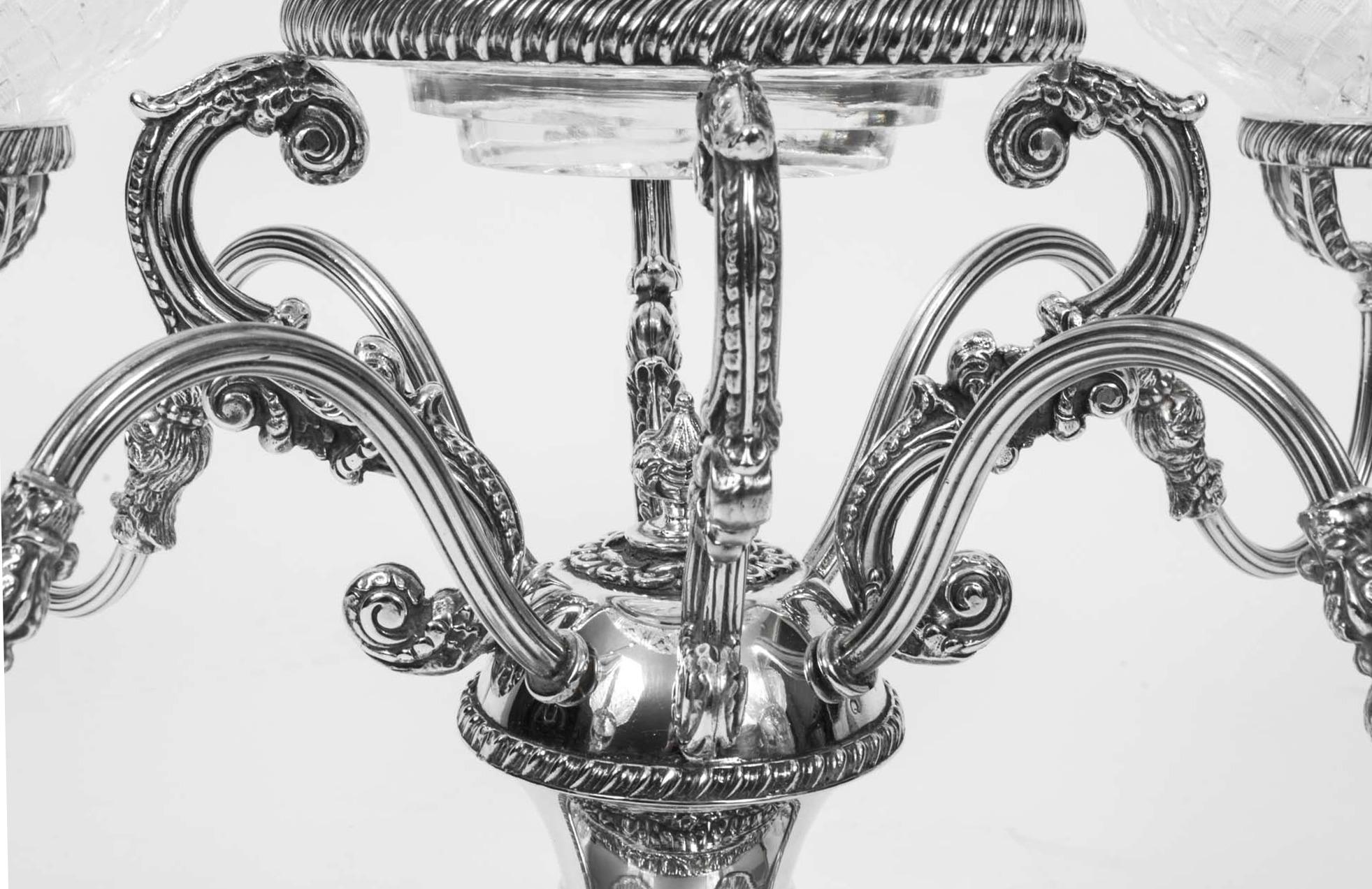 Englisches Epergne-Tafelaufsatz-Set aus versilbertem und geschliffenem Glas, Vintage, 20. Jahrhundert im Angebot 6