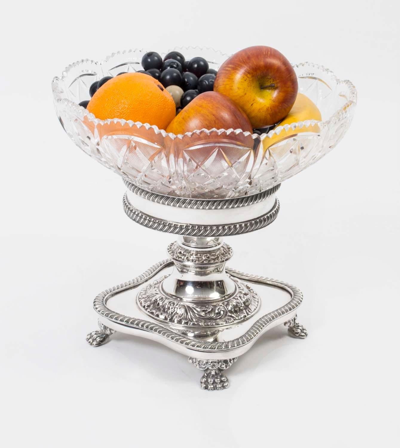 Englisches Epergne-Tafelaufsatz-Set aus versilbertem und geschliffenem Glas, Vintage, 20. Jahrhundert im Angebot 10