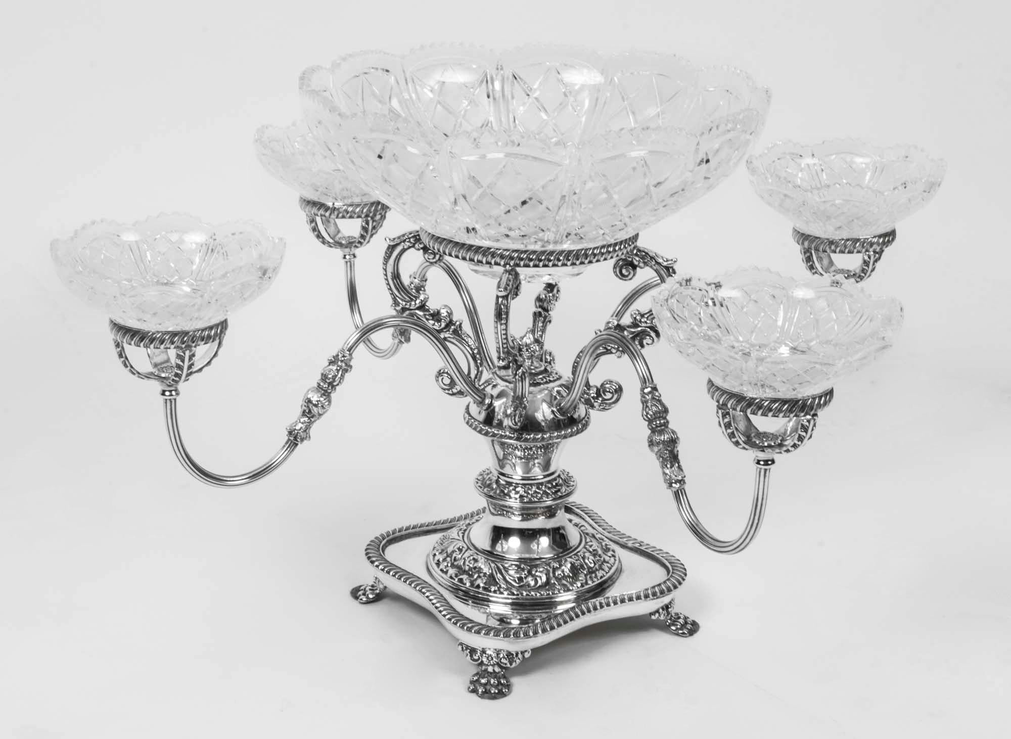 Englisches Epergne-Tafelaufsatz-Set aus versilbertem und geschliffenem Glas, Vintage, 20. Jahrhundert im Angebot 3