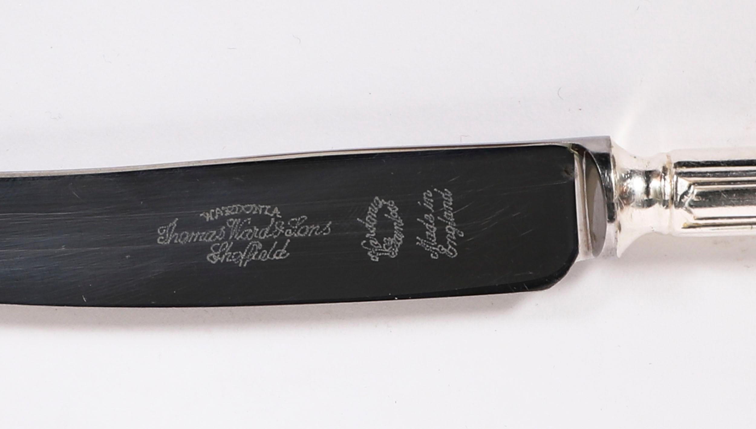 Vintage By Silver Plated Cased 110 Piece Canteen Cutlery 20ème siècle en vente 8