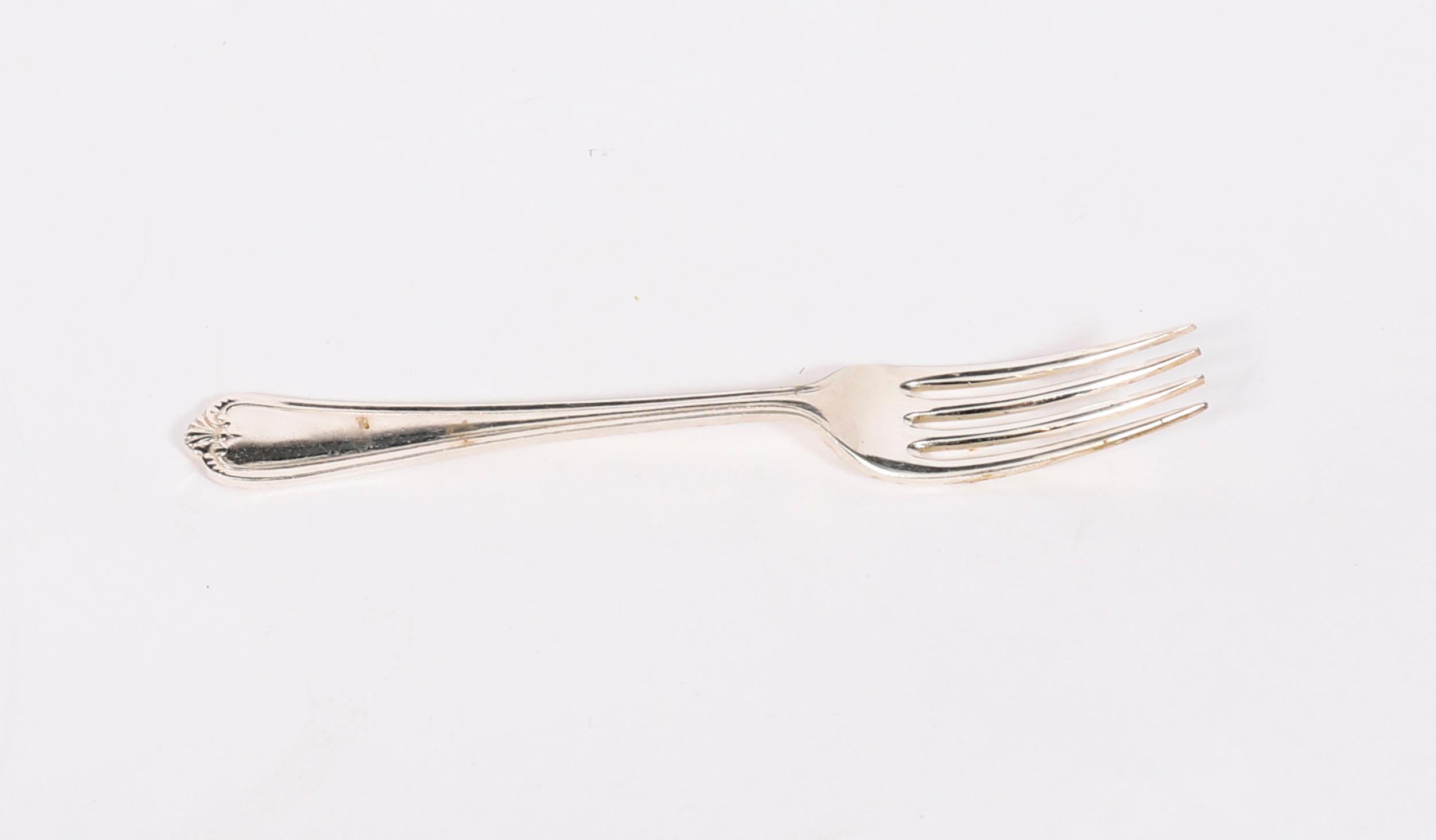 Vintage By Silver Plated Cased 110 Piece Canteen Cutlery 20ème siècle en vente 3