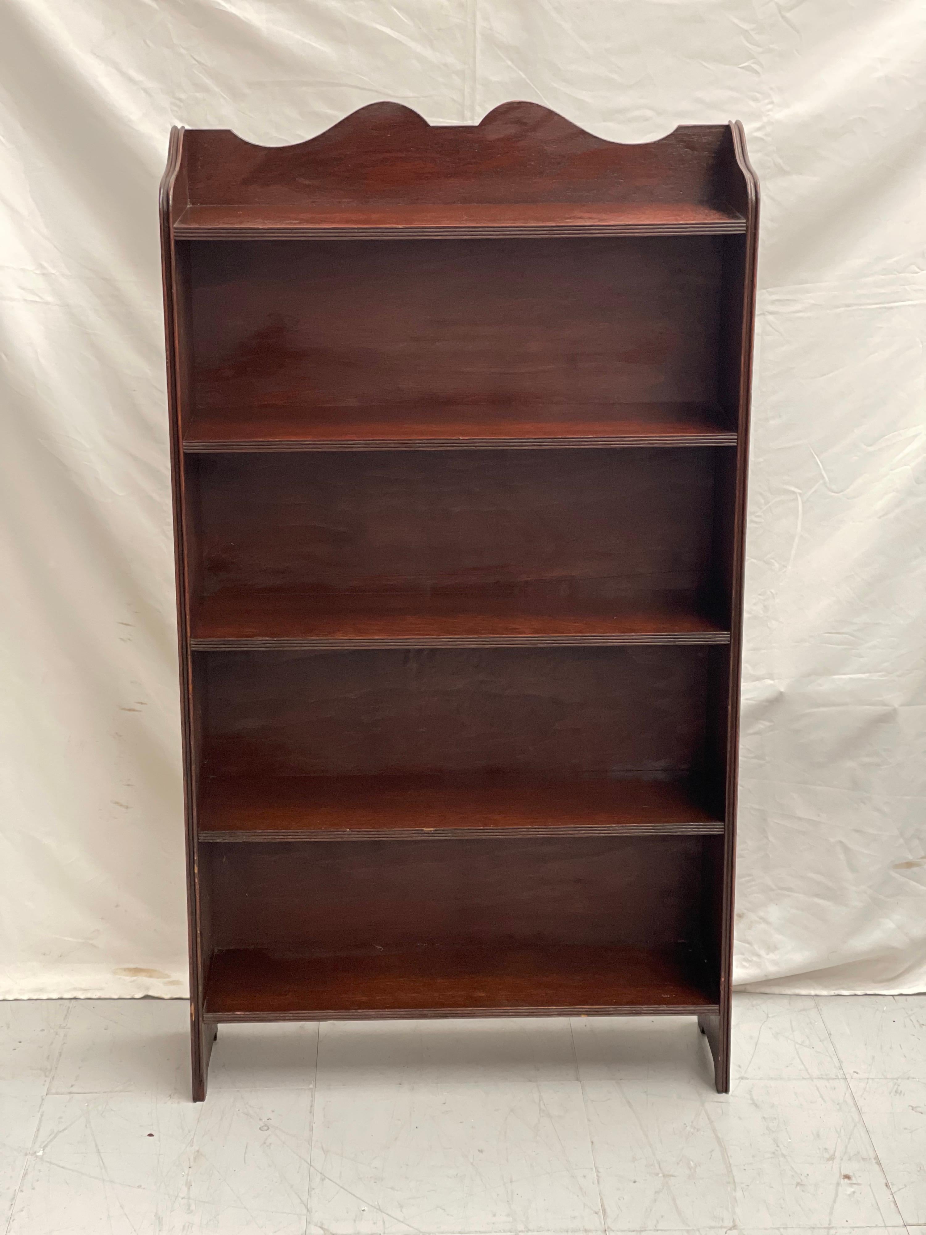 Vintage English Solid Mahogany Bookcase Fixed Shelves In Good Condition In Seattle, WA