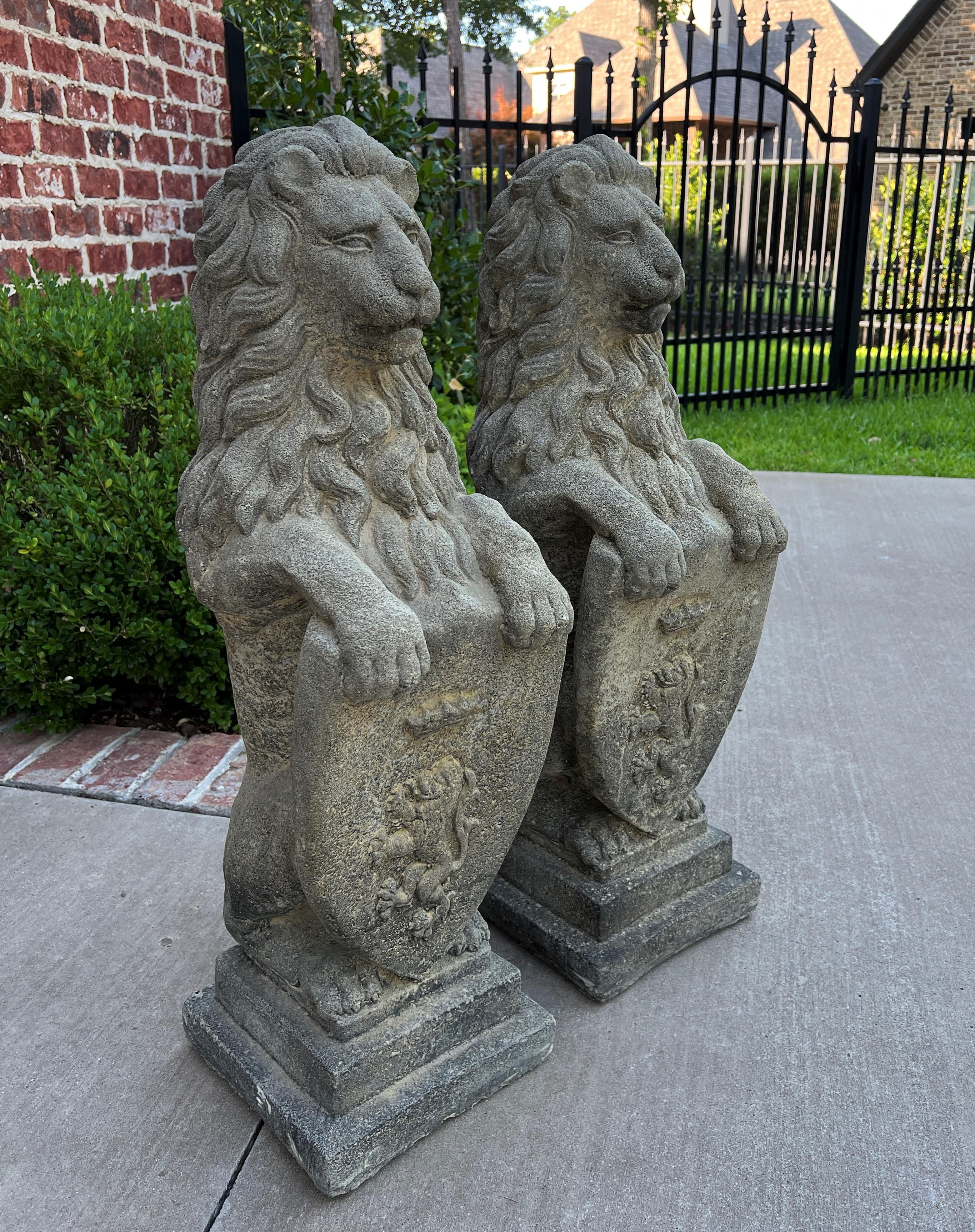 Vintage English Statues Garden Figures Lions Shield Cast Stone Pair #2 7