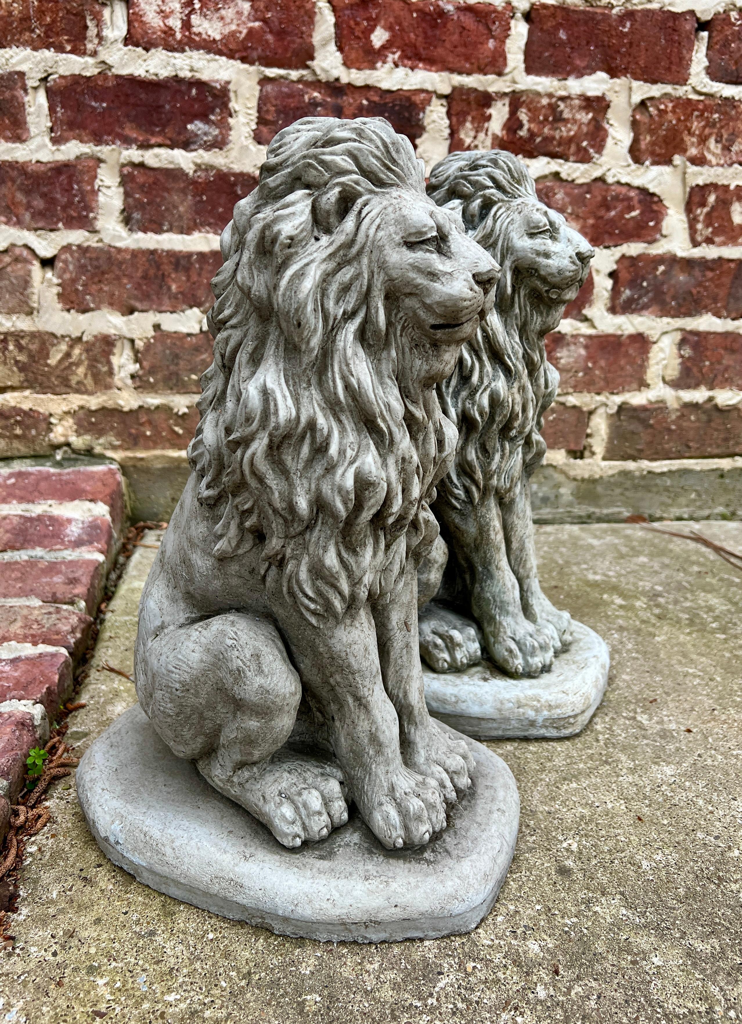 Vintage English Statuen LIONS PAAR Garten Figuren Cast Stone Yard Decor 16