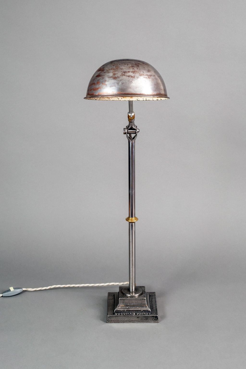 Vintage English Steel Work Desk Lamp In Good Condition For Sale In Sheffield, MA