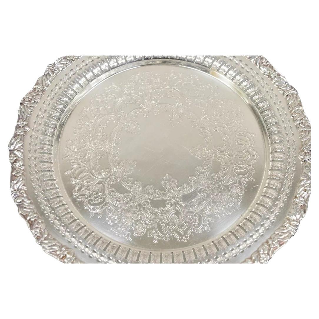 Bandeja redonda reticulada inglesa victoriana perforada de 12,5 pulg. en venta