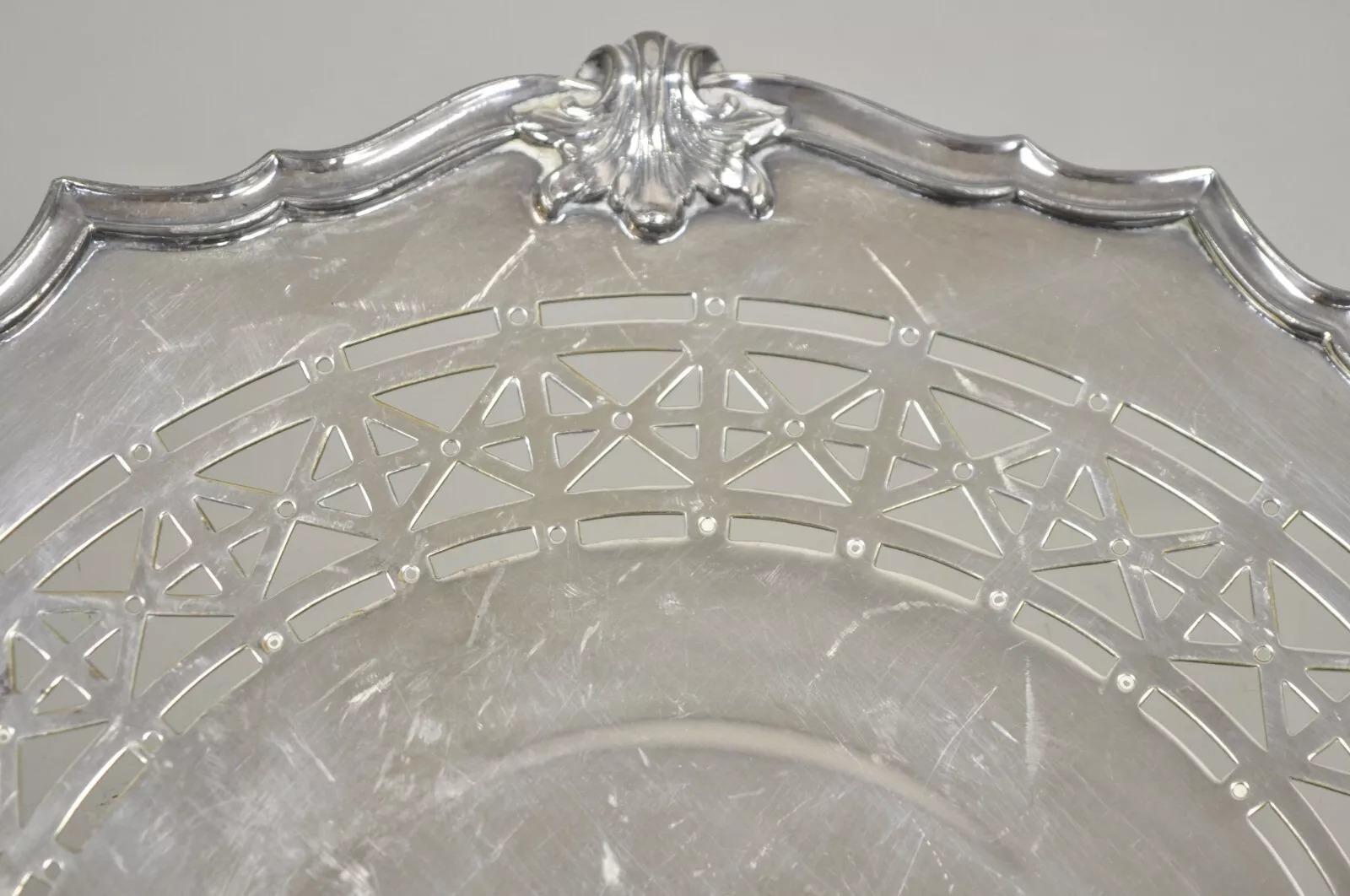 Bandeja vintage inglesa victoriana plateada con pie redondo perforado para servir Chapado en plata en venta