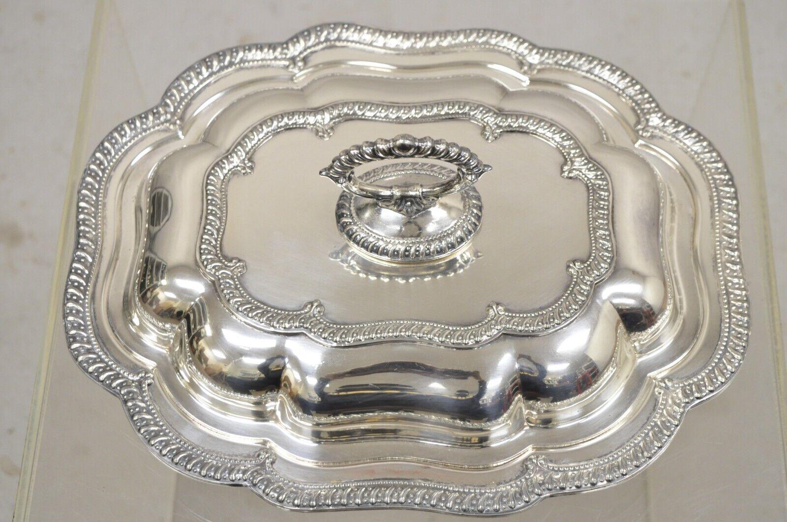 Vintage English Victorian Silver Plated Scalloped Covered Serving Platter Dish For Sale 4