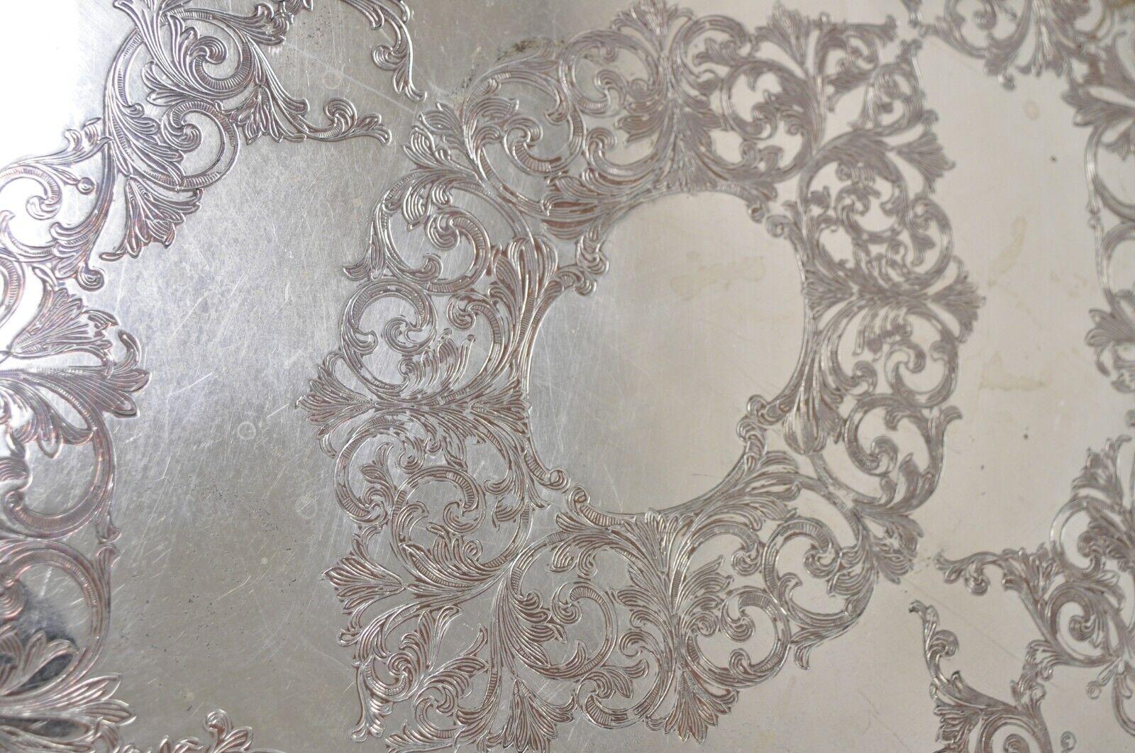 Vintage English Victorian Silver Plated Twin Handle Serving Platter Tray Bon état - En vente à Philadelphia, PA