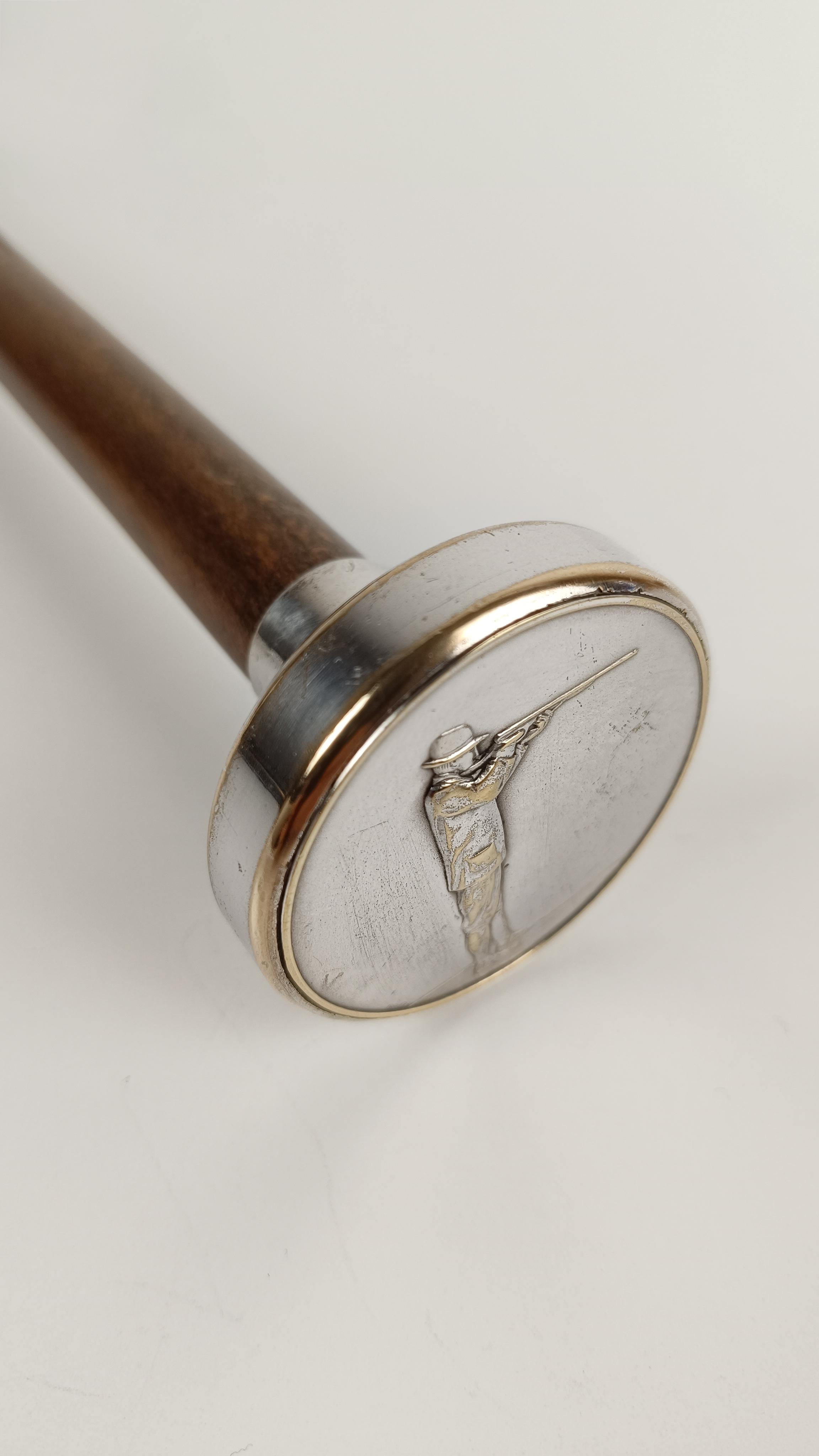 Bastone da passeggio inglese d'epoca con manico placcato in argento raffigurante un tiratore d'argilla in vendita 4